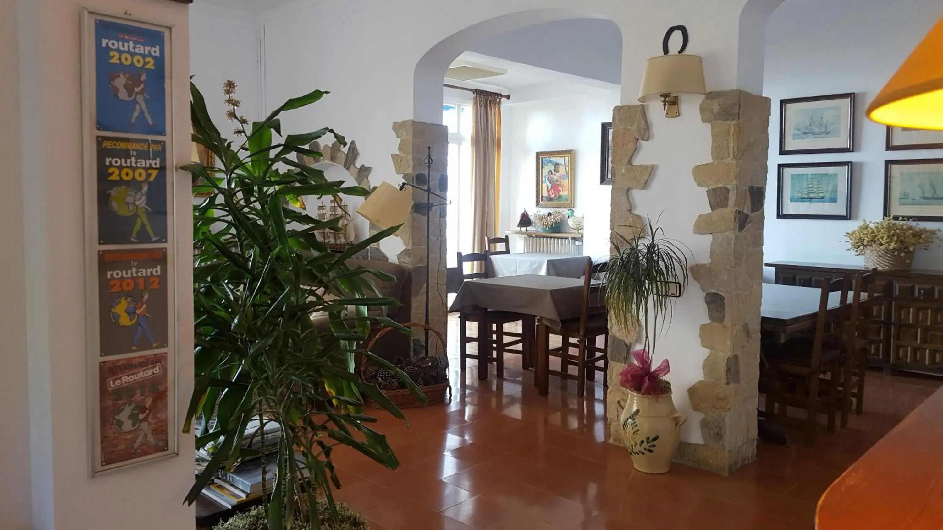 Lobby or reception, Dining Area in Hostal Sa Barraca - Adults Only