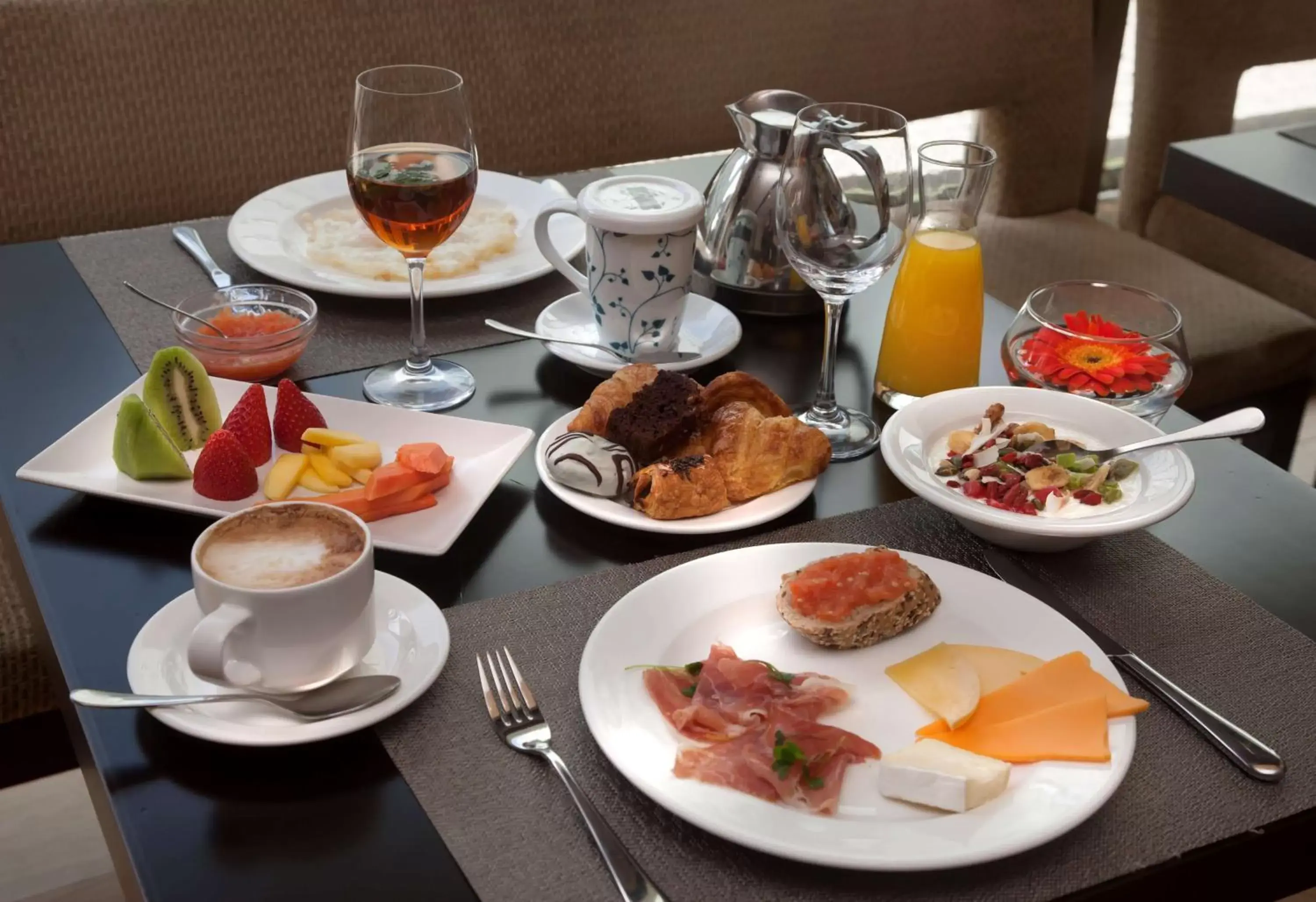 Breakfast in NH Collection Santiago de Compostela