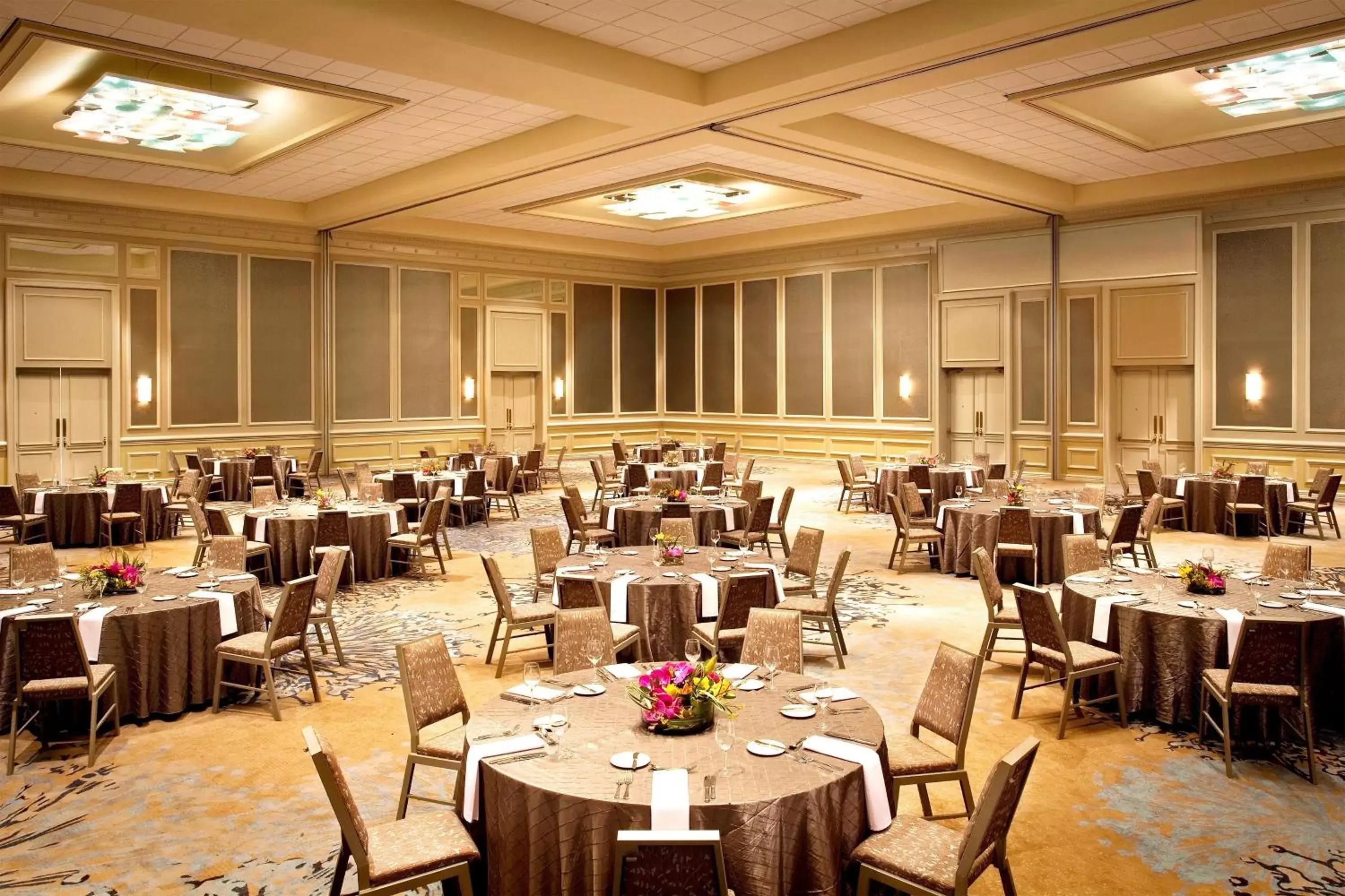 Meeting/conference room, Restaurant/Places to Eat in The Westin Hilton Head Island Resort & Spa