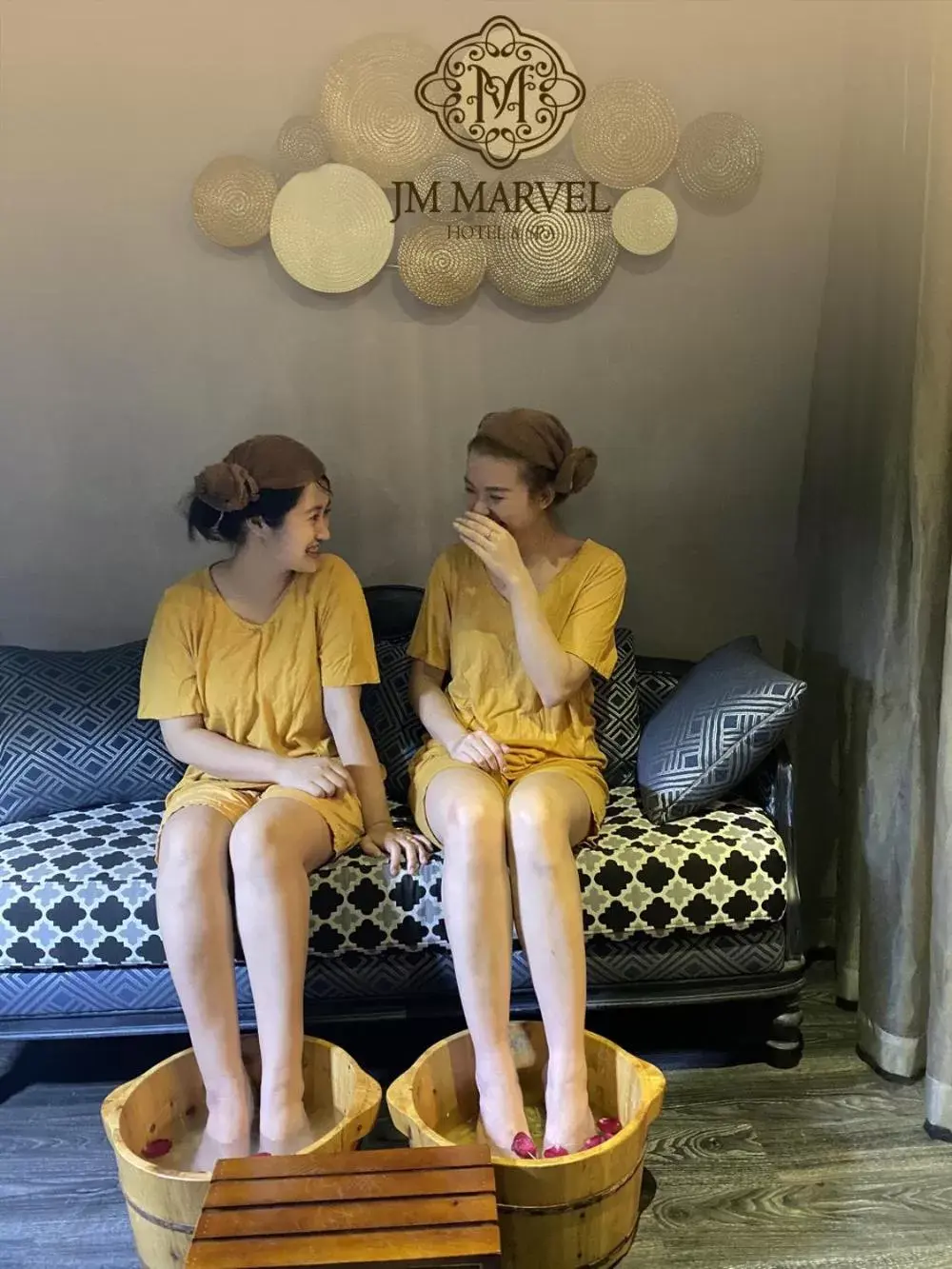 Massage in JM Marvel Hotel & Spa