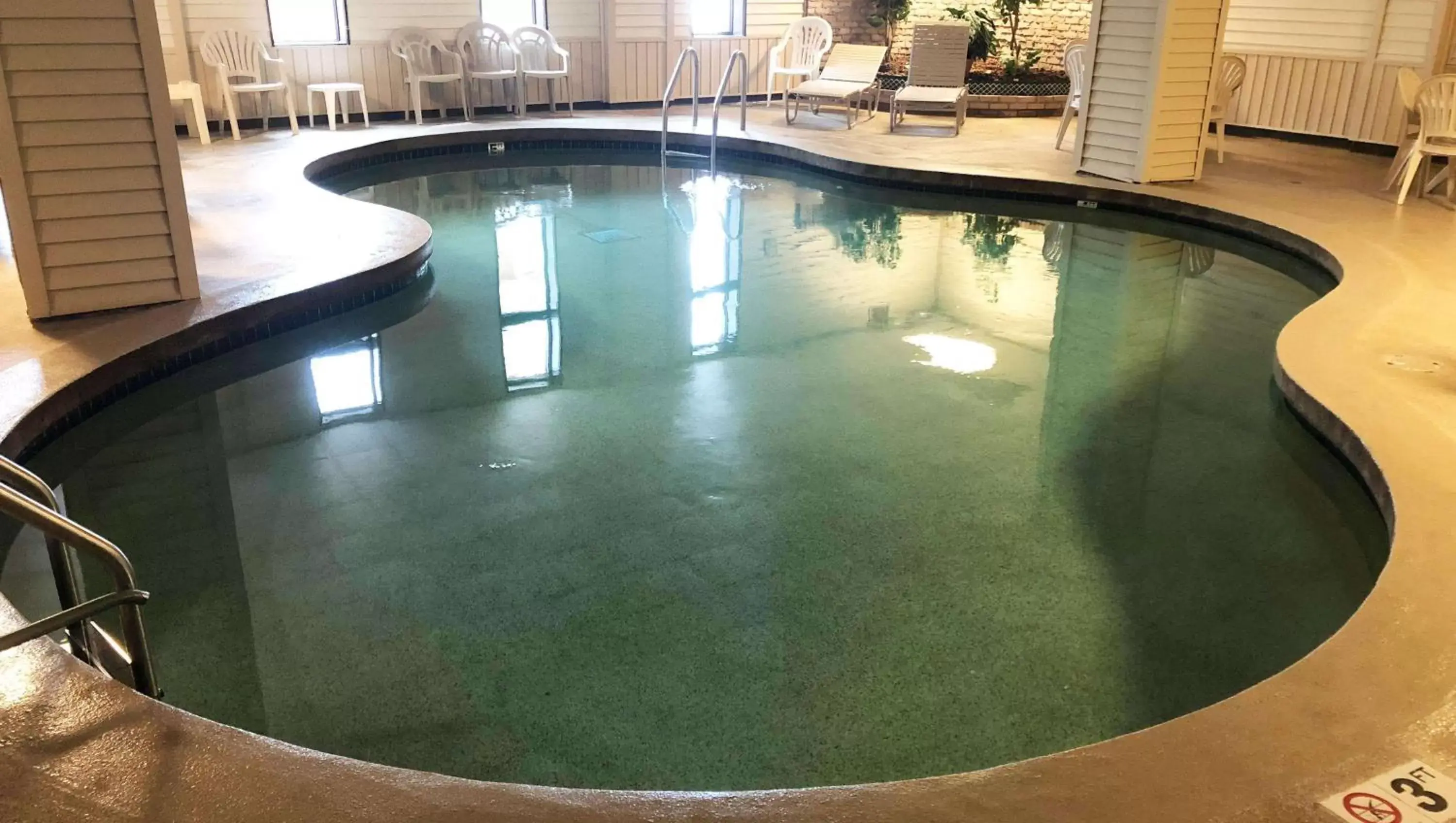 Swimming Pool in Magnuson Copper Crown