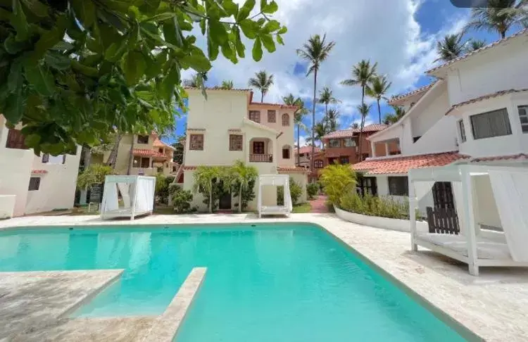 Swimming Pool in Los Corales Luxury Villas Beach Club and Spa