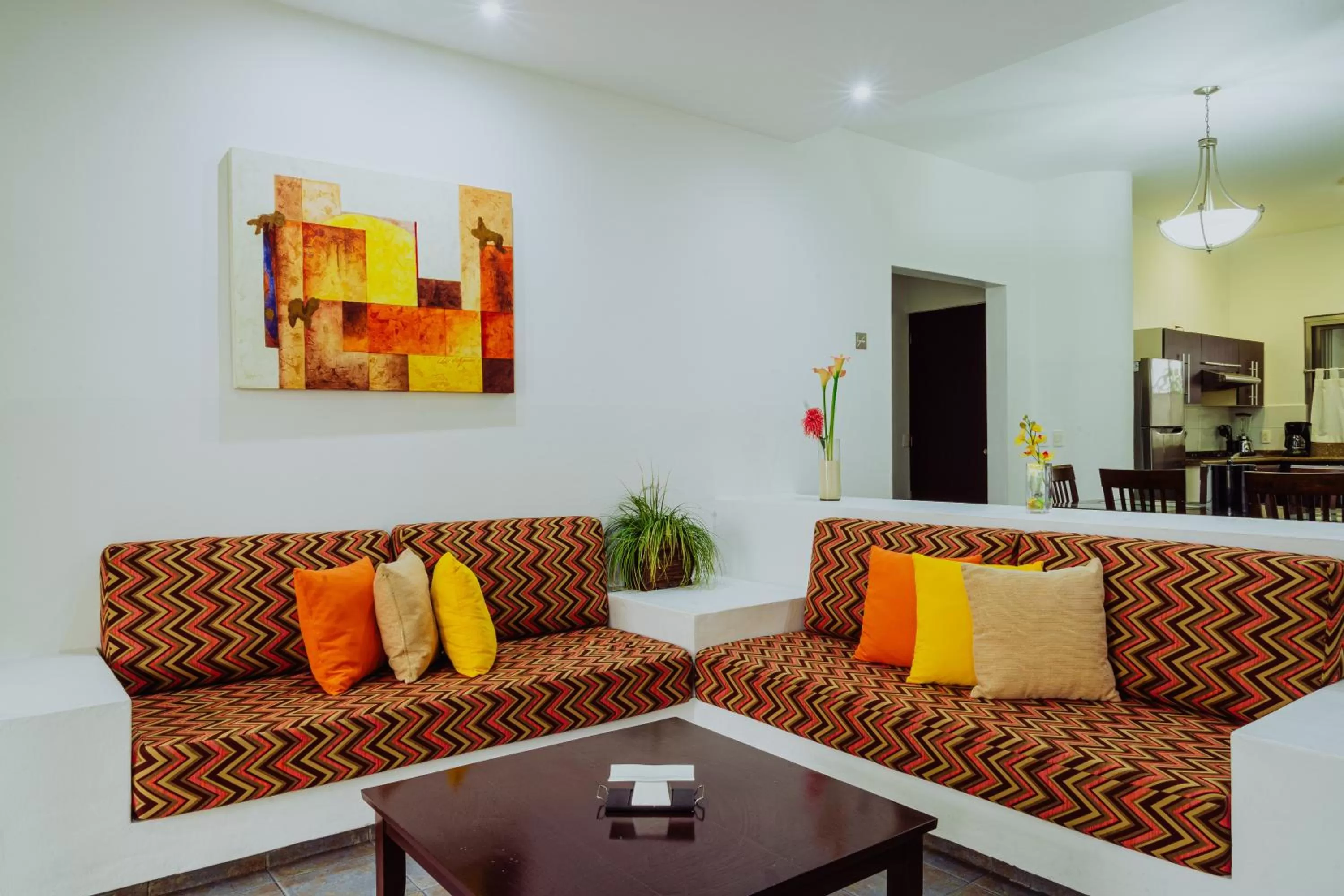 Living room, Seating Area in Dangelos Hotel on Fifth Avenue