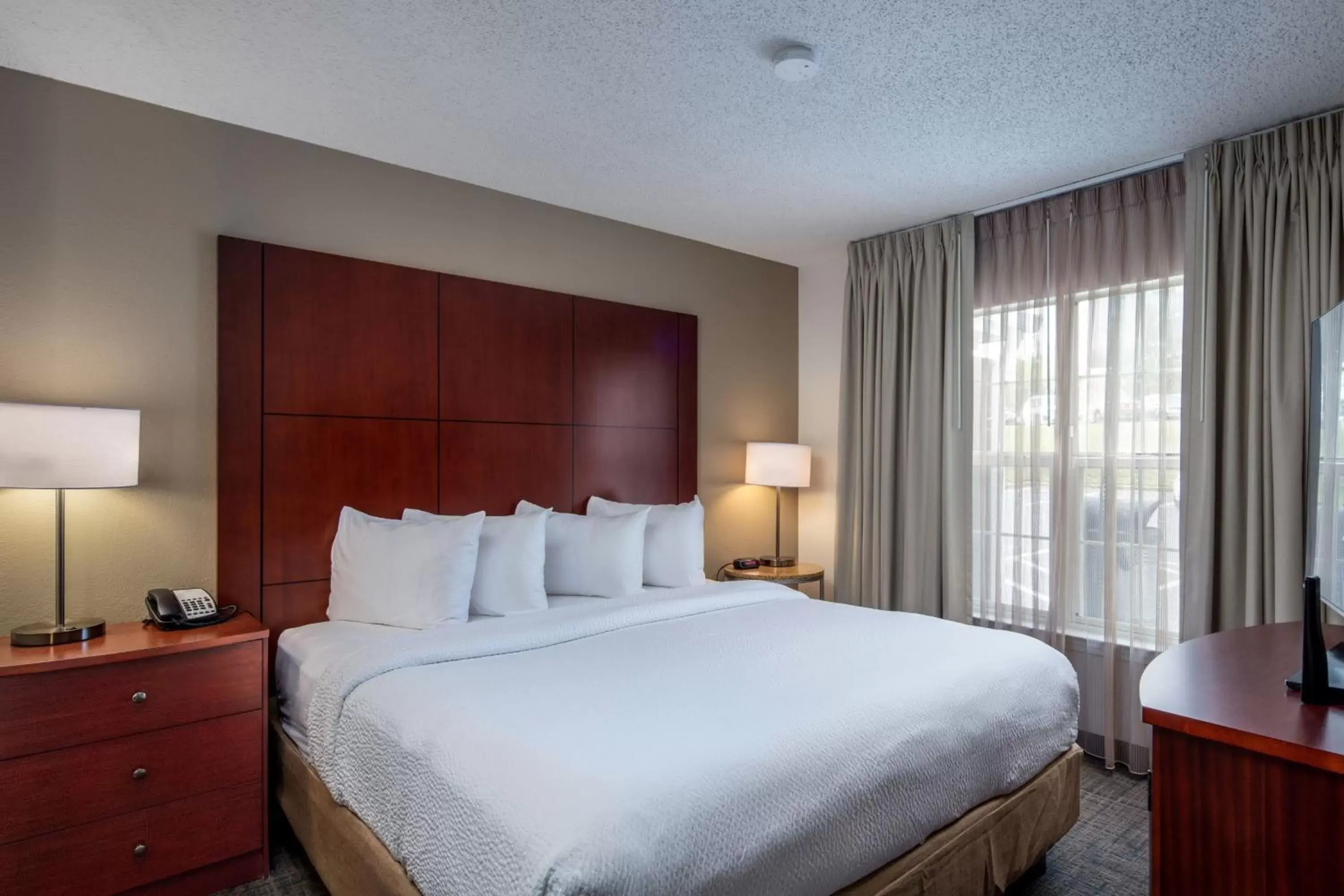 Bedroom, Bed in Residence Inn by Marriott Little Rock