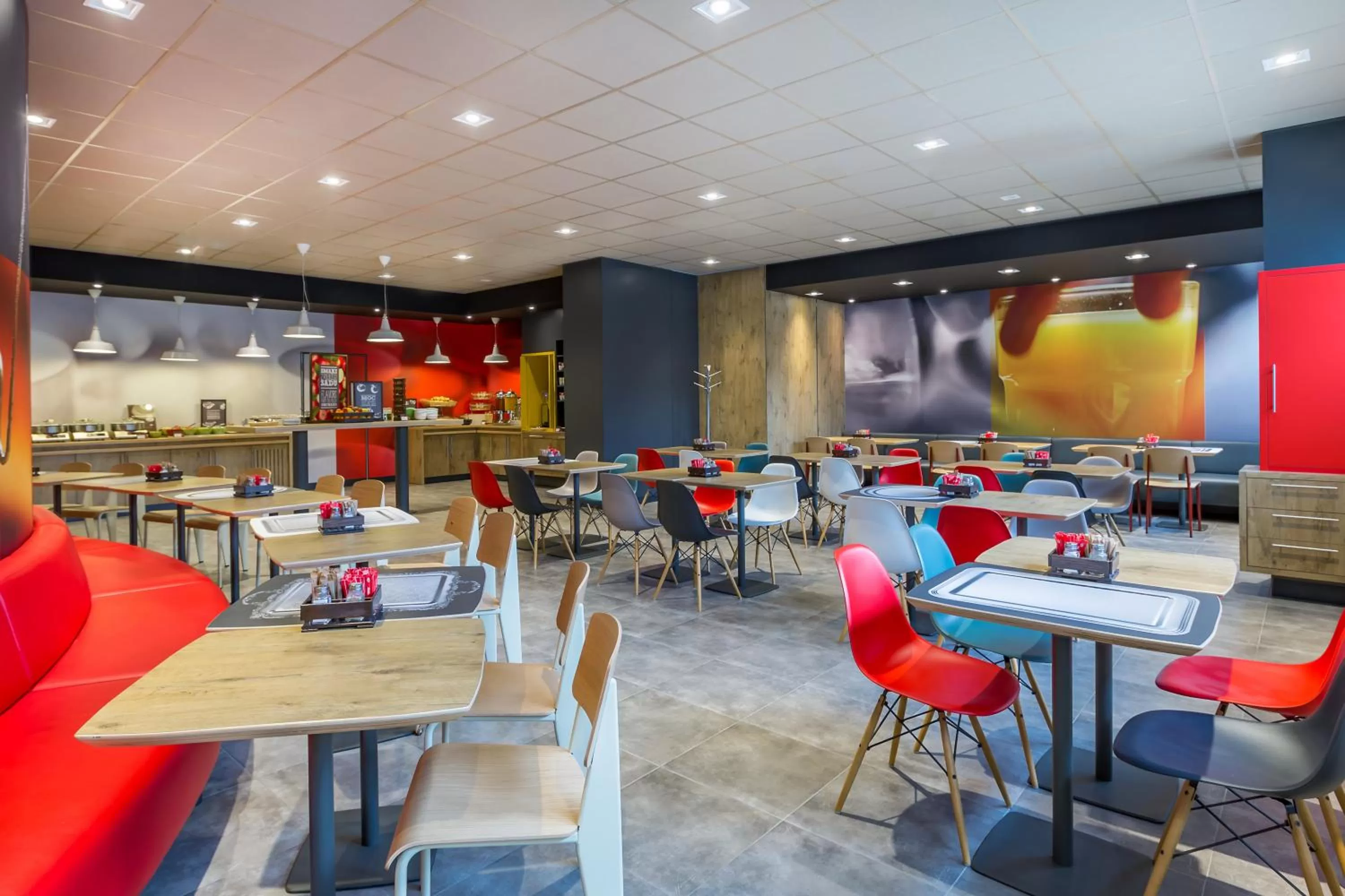 Restaurant/places to eat in Ibis Wroclaw Centrum
