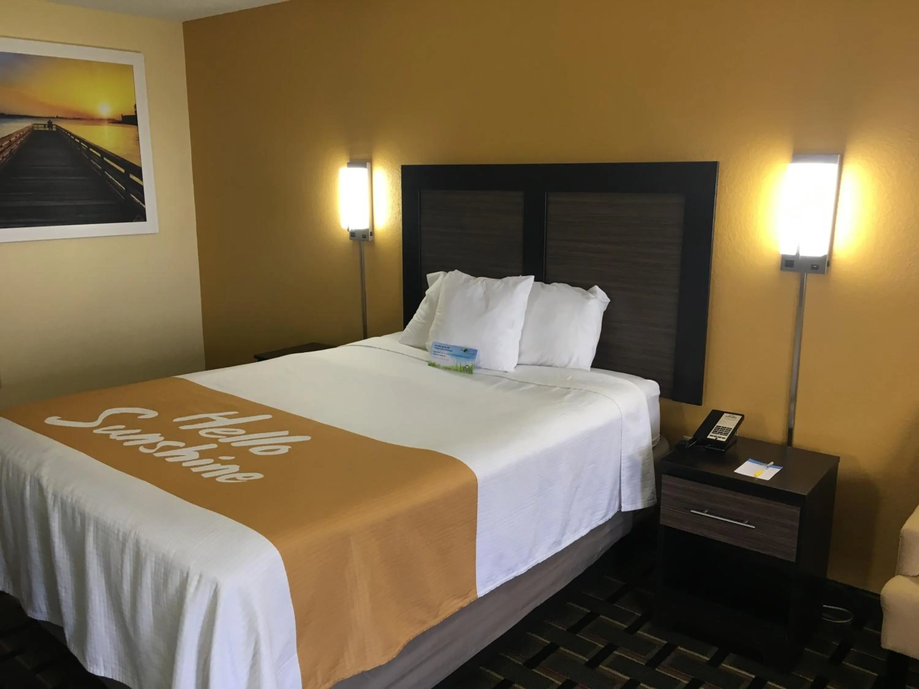 Bed in Days Inn by Wyndham Eufaula AL