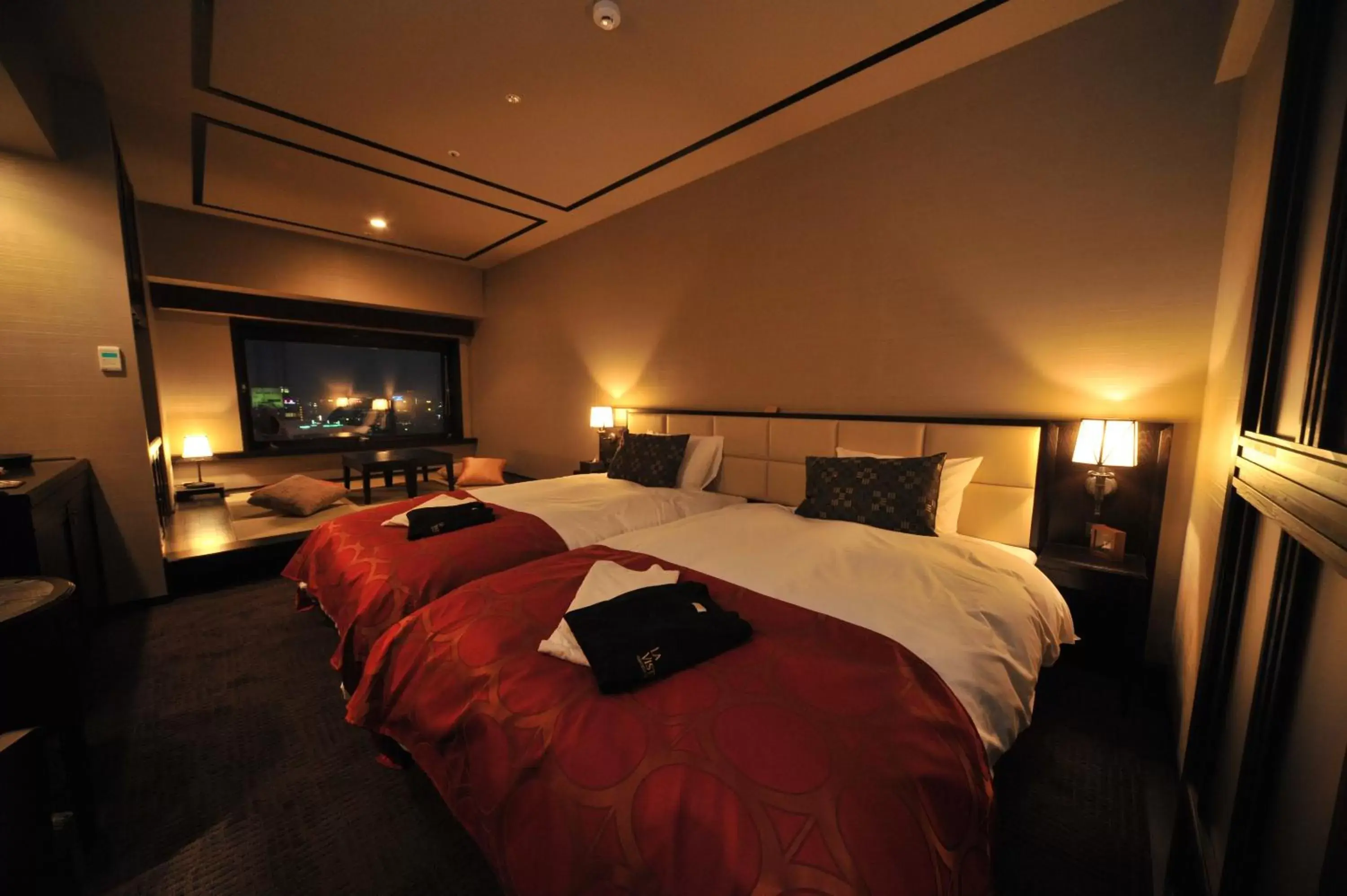 Photo of the whole room, Bed in La Vista Hakodate Bay