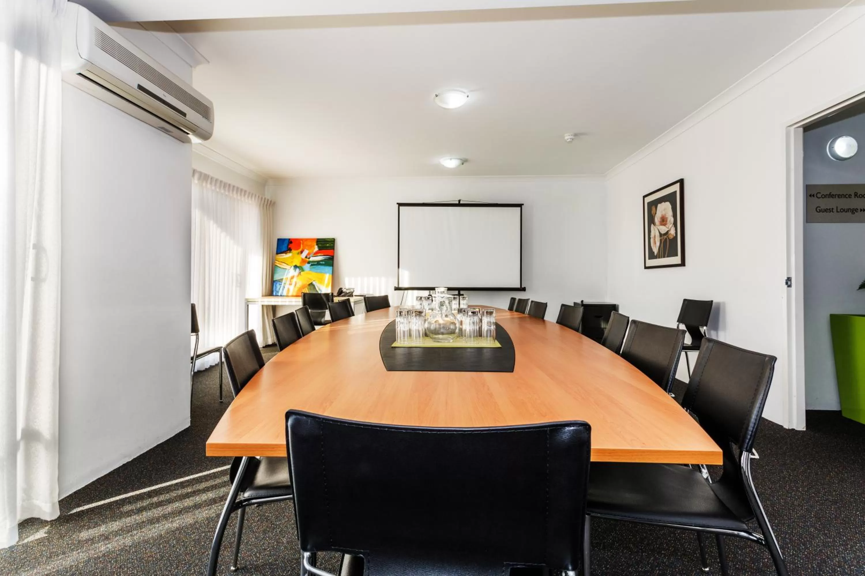 Business facilities in Perth Ascot Central Apartment Hotel Official