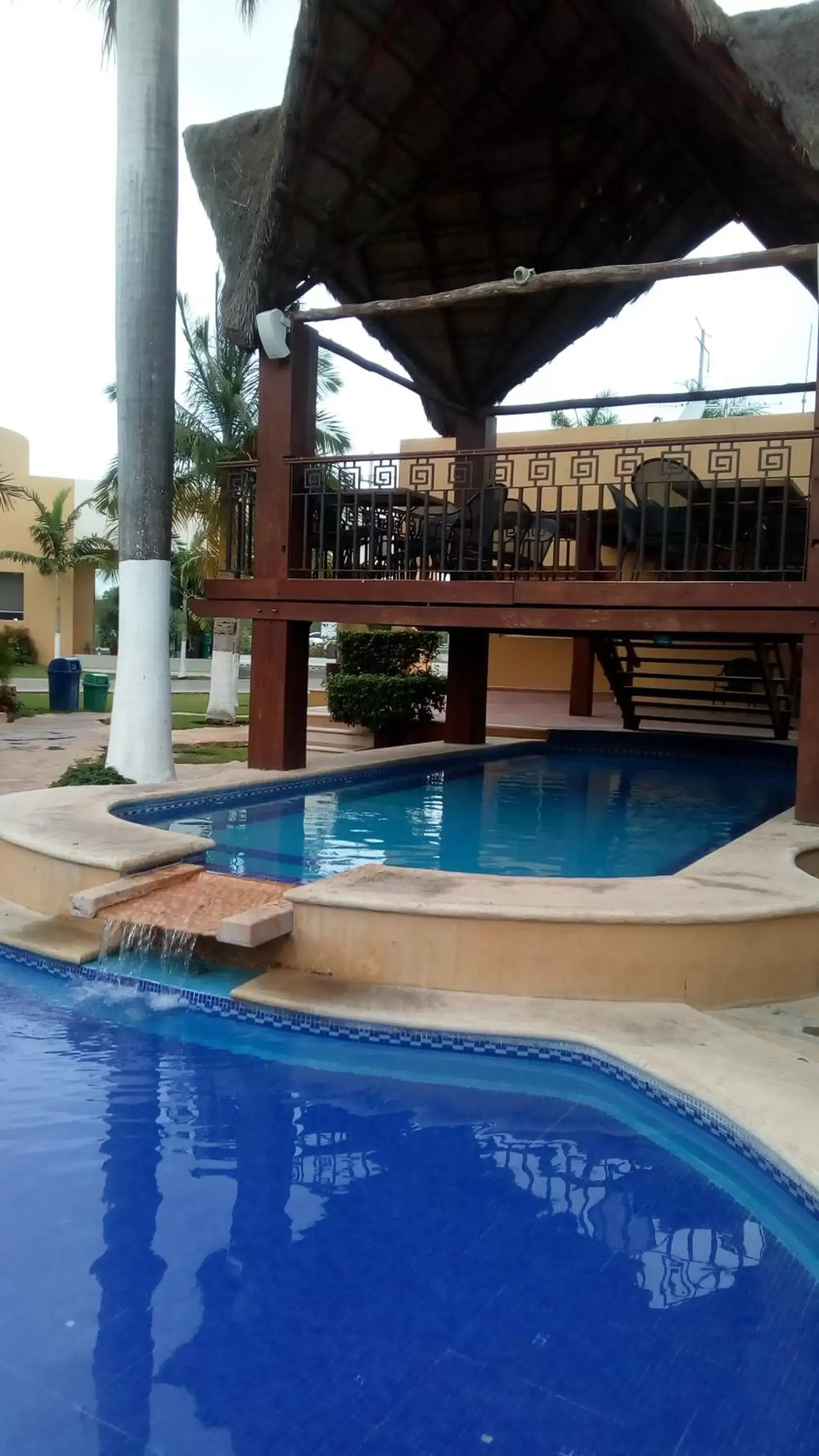 Garden, Swimming Pool in Tecnohotel Mérida Norte