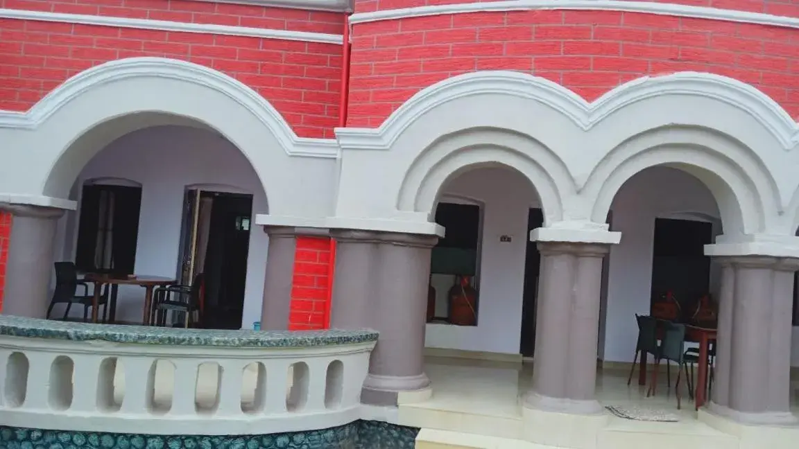 Facade/entrance in Gandhara Hotel