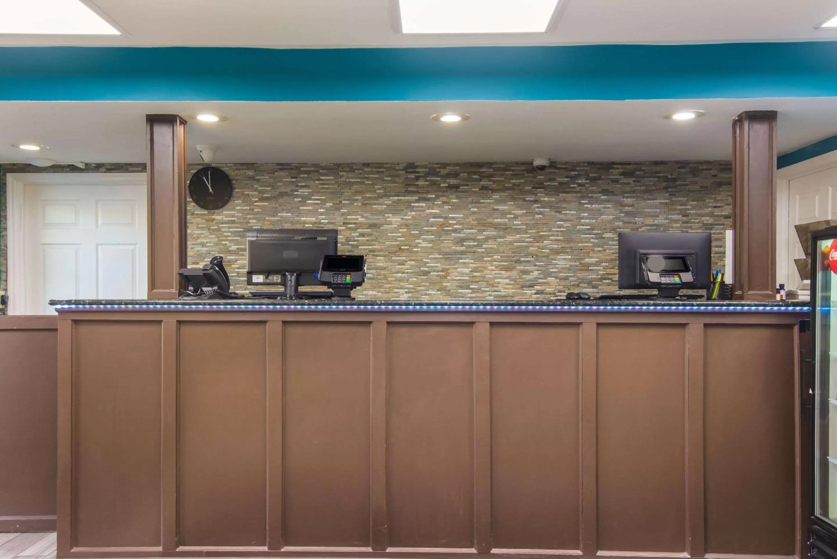 Lobby or reception in Rodeway Inn & Suites Monroeville-Pittsburgh