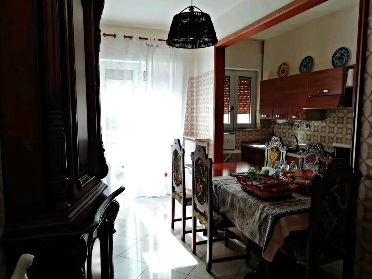 Communal kitchen, Dining Area in A Casa di Raffy