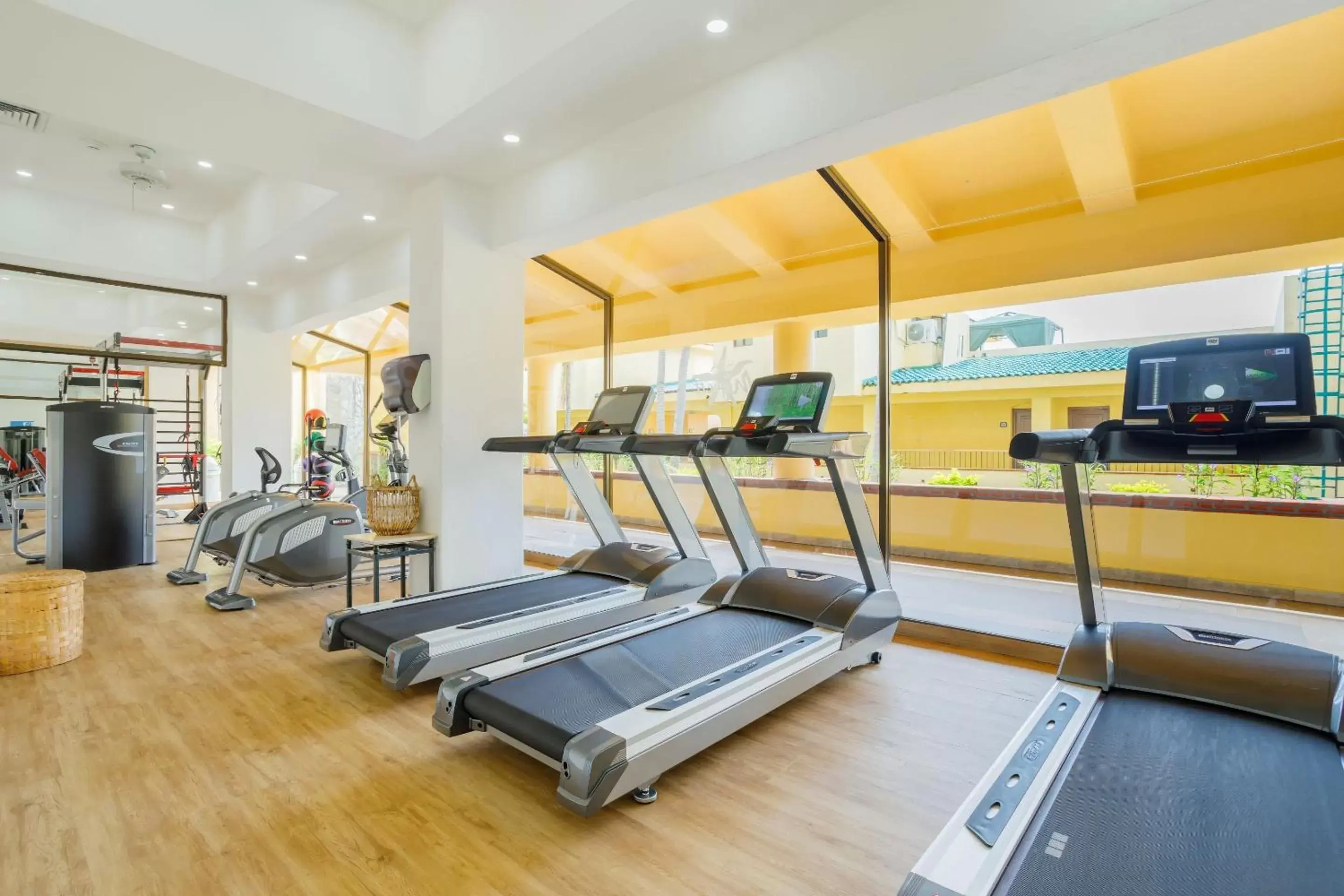 Fitness centre/facilities, Fitness Center/Facilities in Camino Real Acapulco Diamante