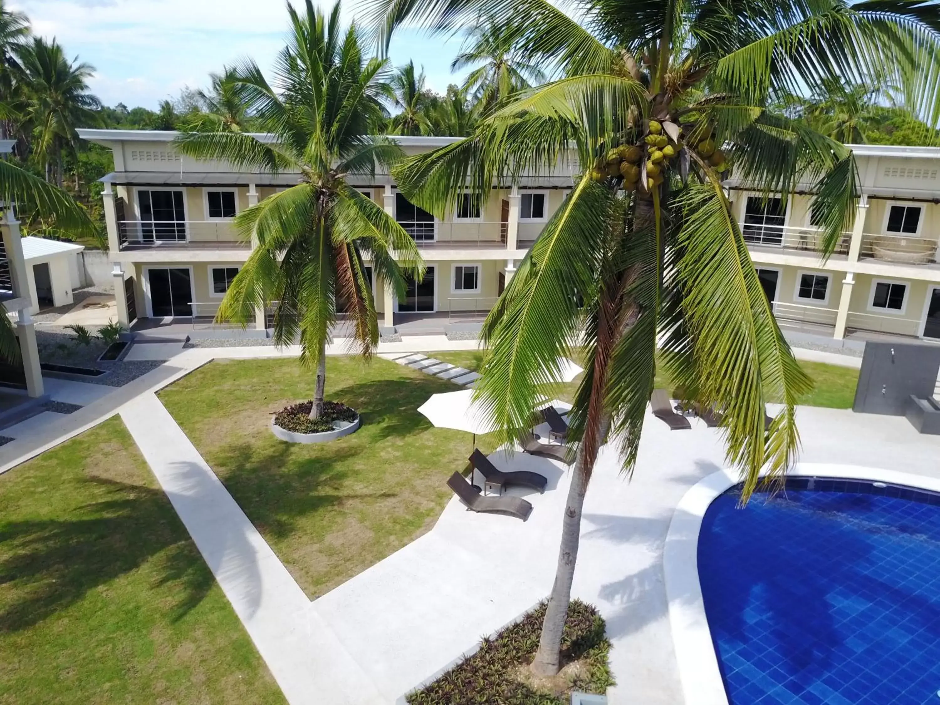 Garden view, Swimming Pool in Malinawon Resort