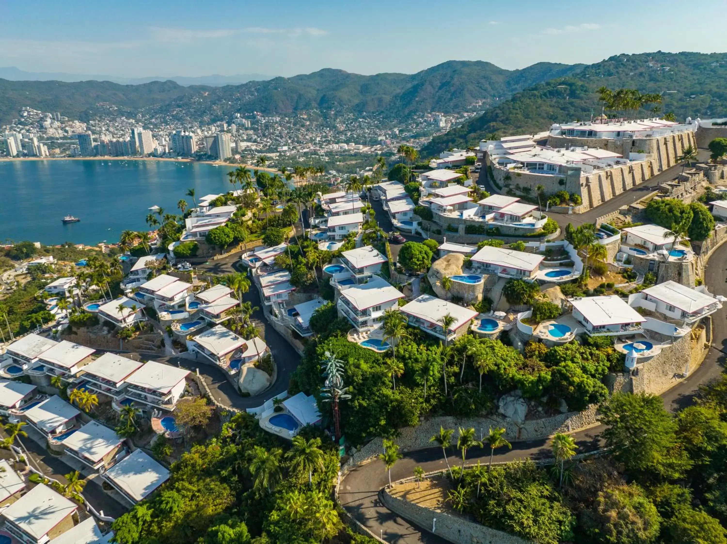 Property building, Bird's-eye View in Las Brisas Acapulco