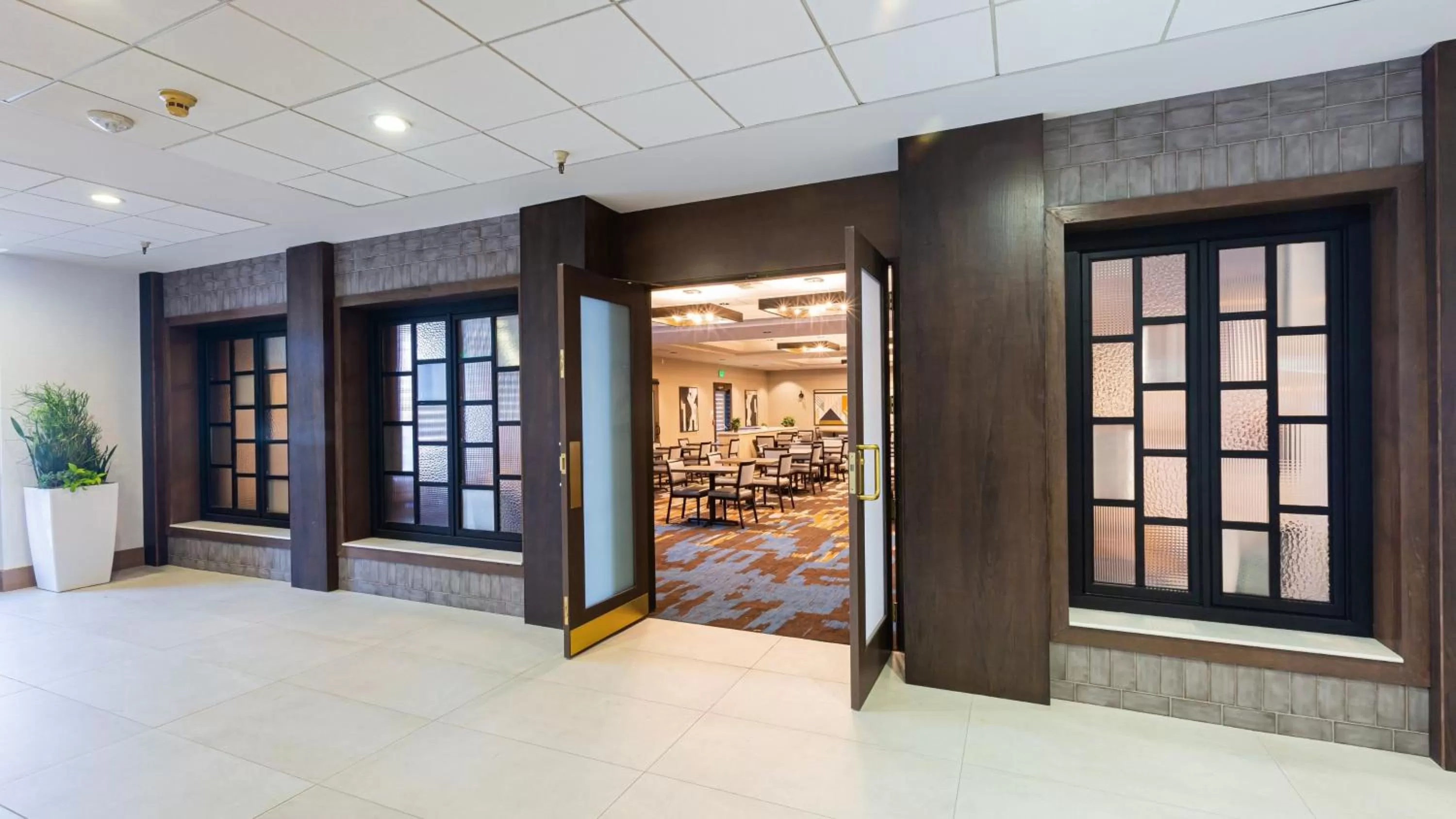 Breakfast in Holiday Inn San Jose-Silicon Valley by IHG