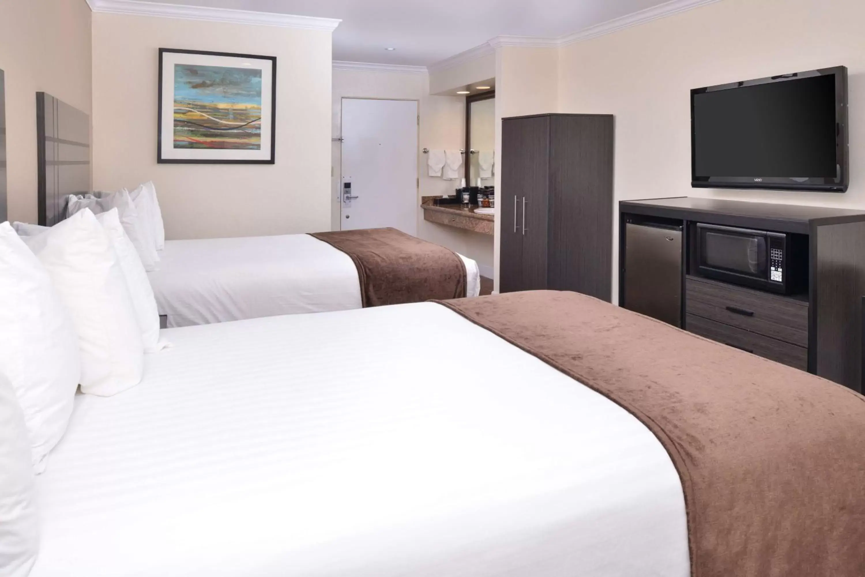 Deluxe Queen Room with Two Queen Beds and Balcony - Non-Smoking in Best Western Capistrano Inn