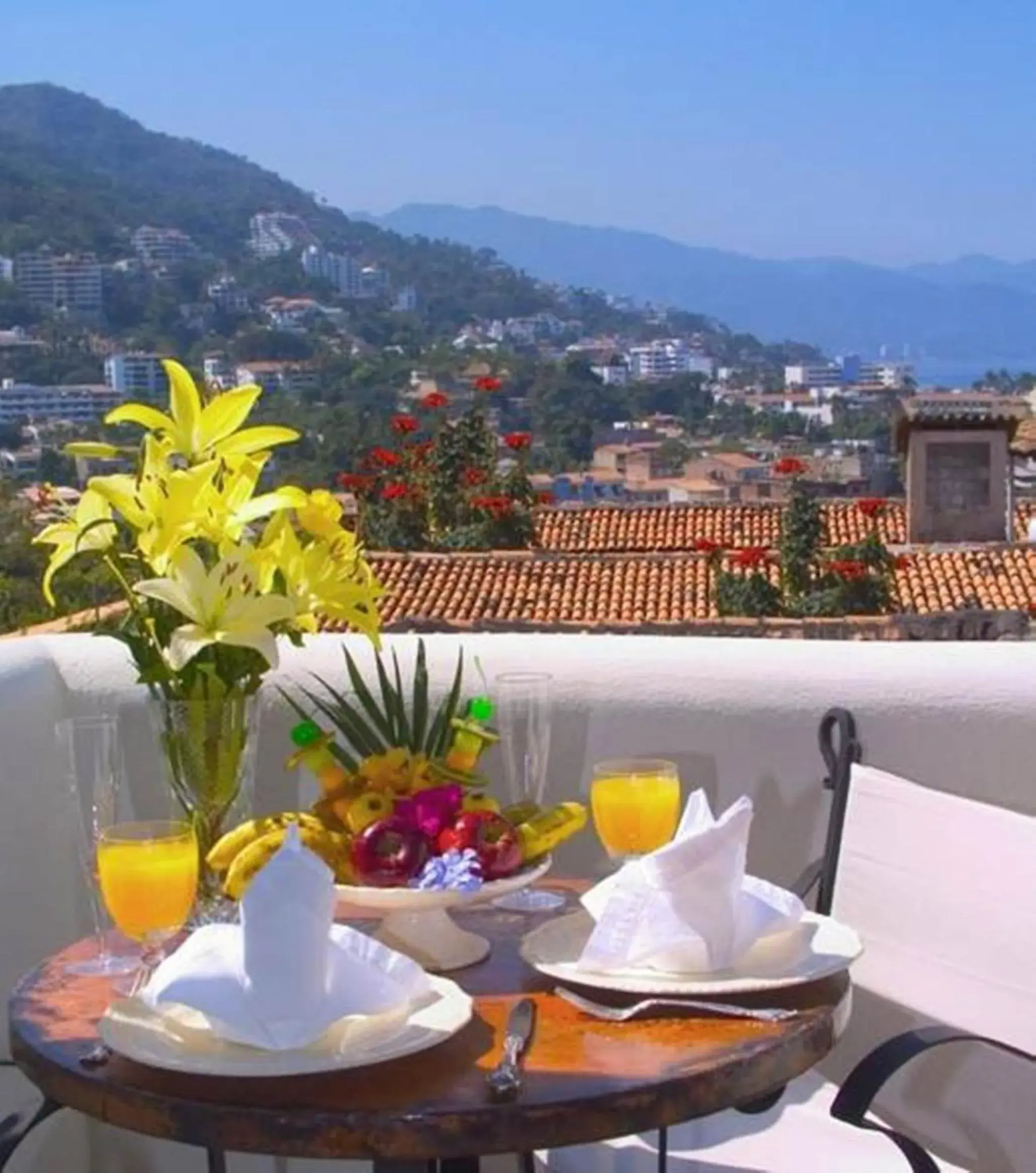 Balcony/Terrace, Mountain View in Hacienda San Angel