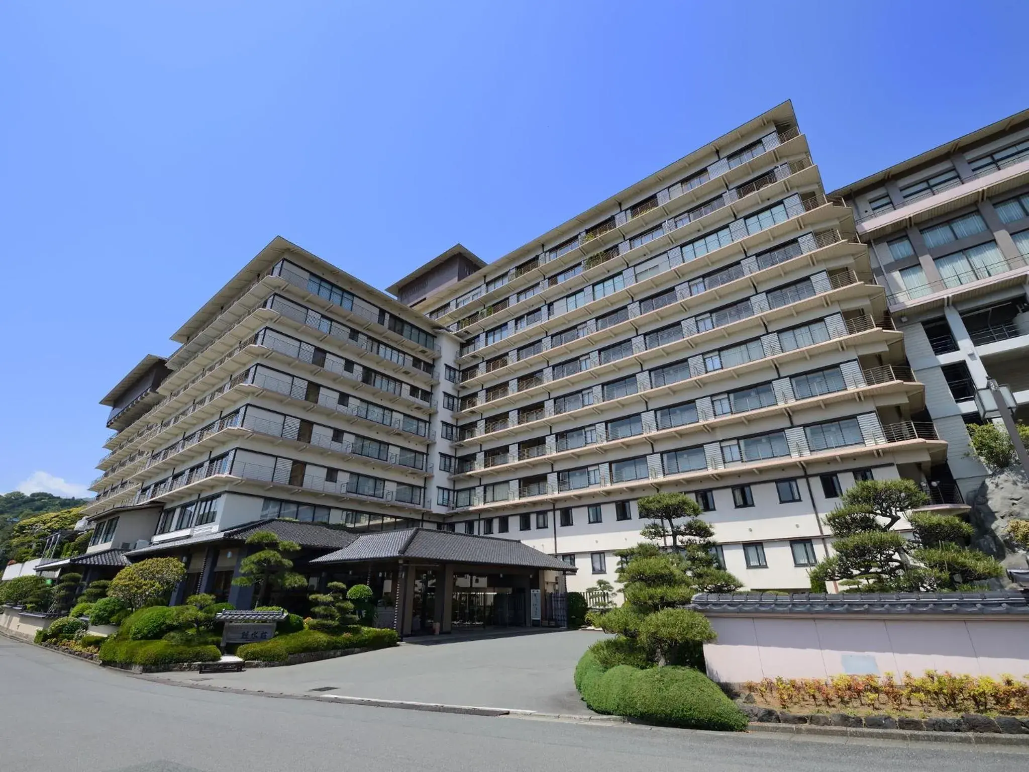 Facade/entrance, Property Building in Inatori Ginsuiso