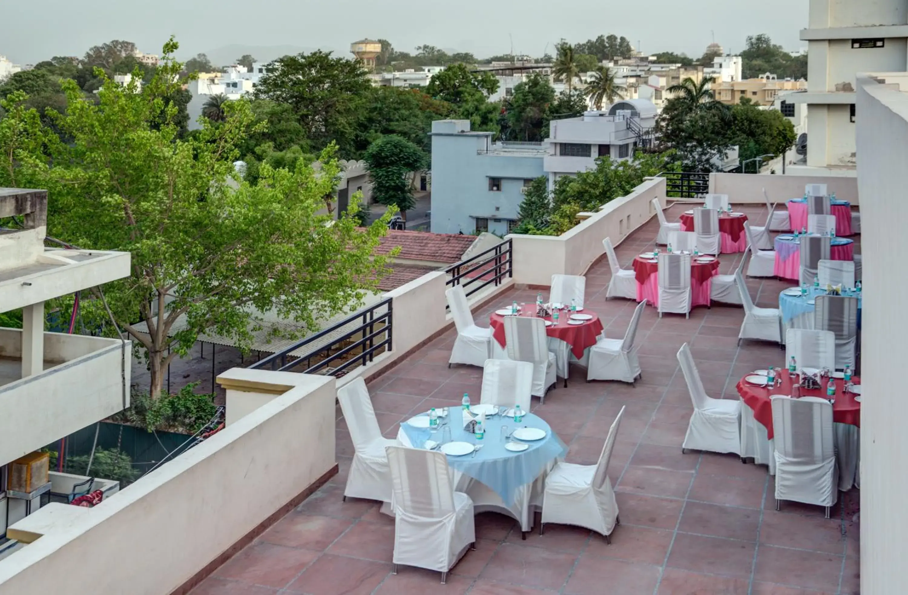 Restaurant/places to eat in The Park Classic Udaipur Restaurant/places to eat in The Park Classic Udaipur