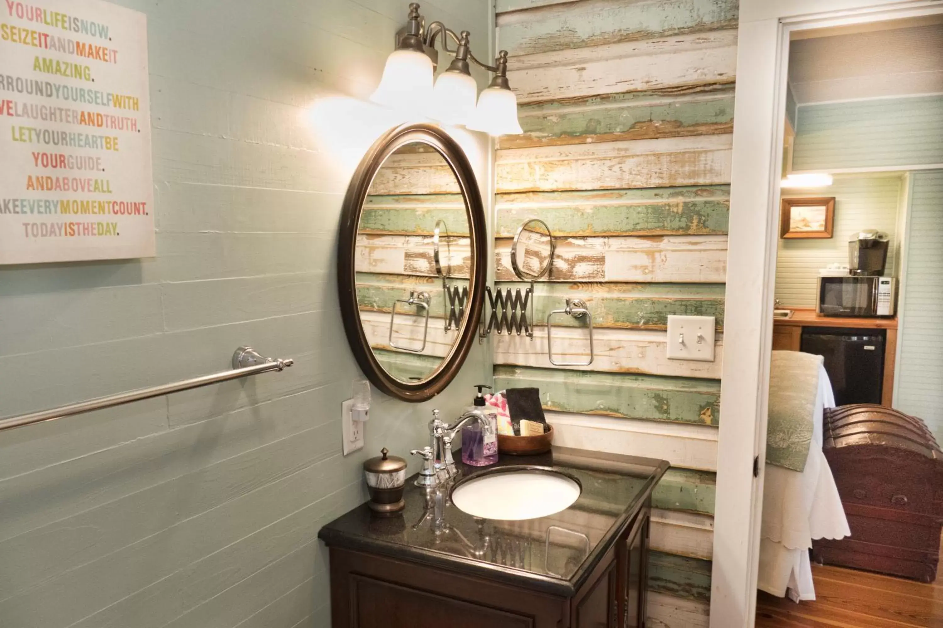 Bathroom in Beachview Inn and Spa