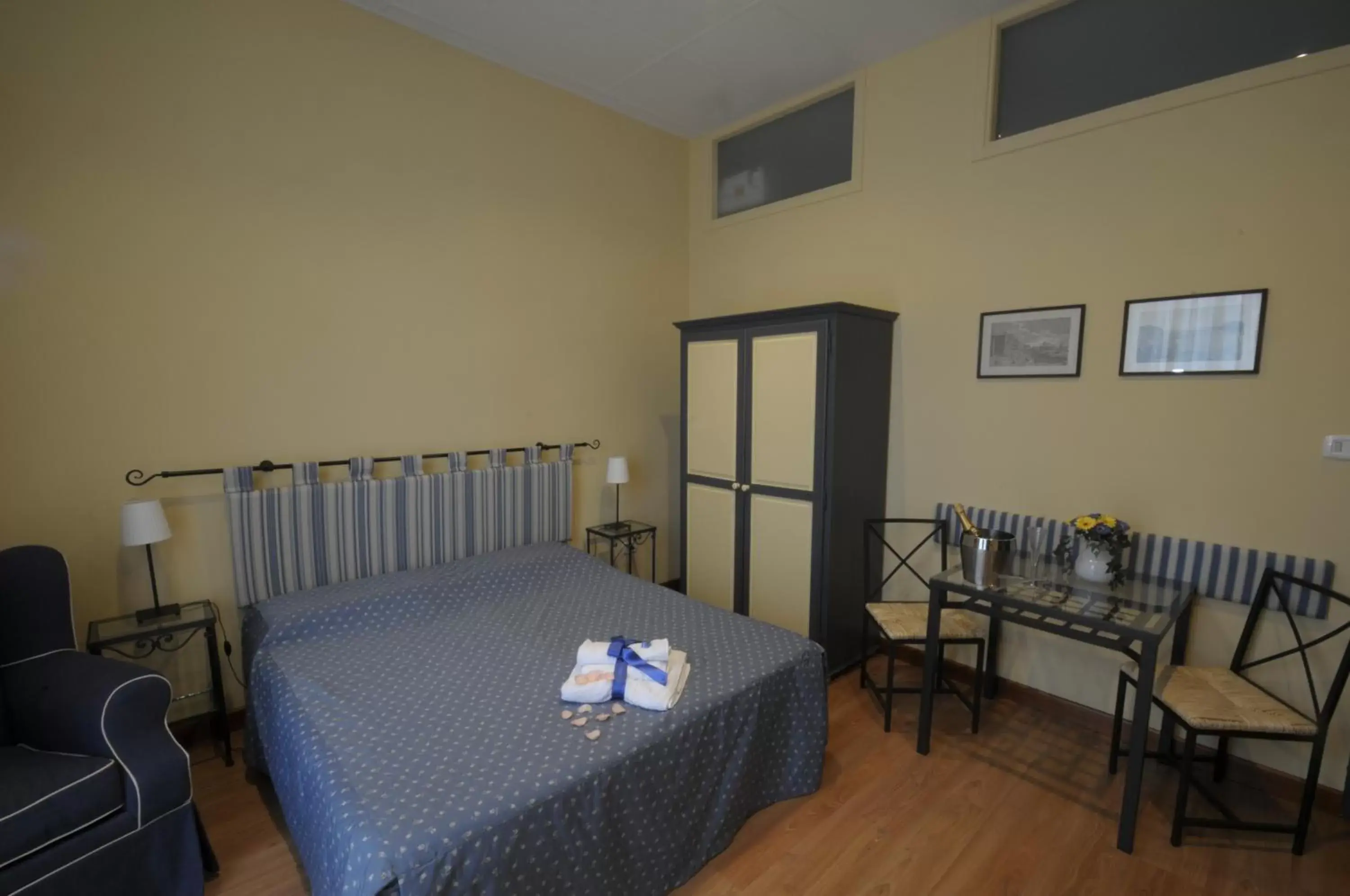 Photo of the whole room, Bed in Monteoliveto Bed & Breakfast