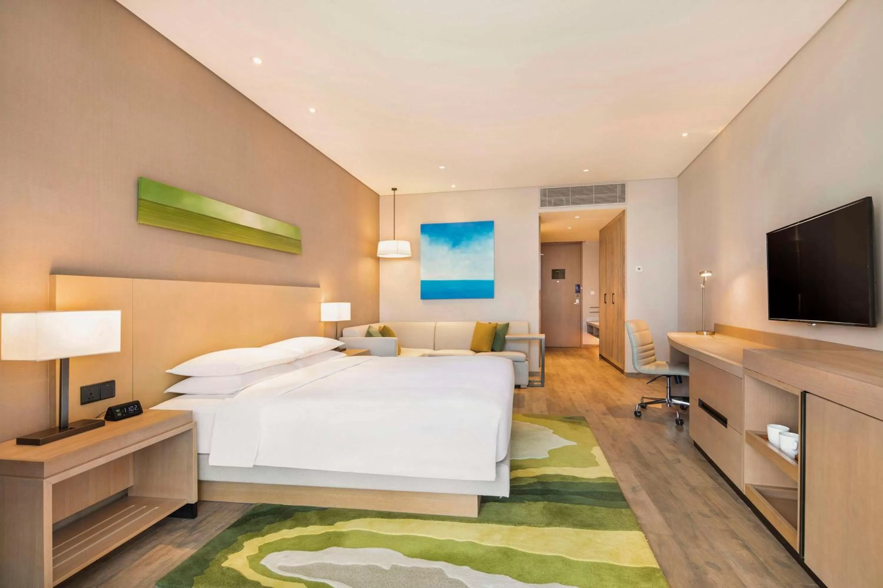 Bedroom, Bed in Hyatt Place Sanya City Center