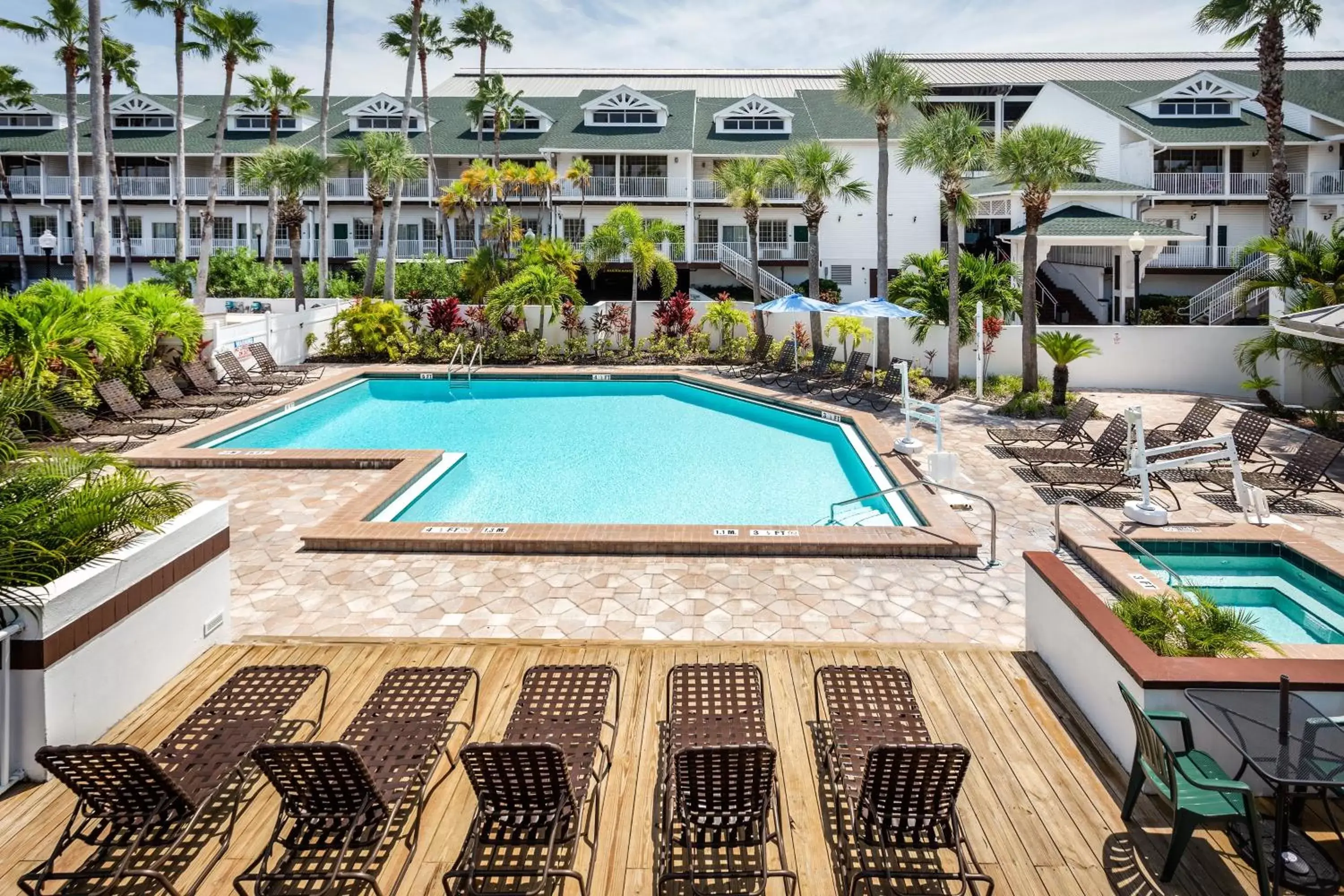 Swimming pool, Pool View in Holiday Inn & Suites Clearwater Beach S-Harbourside