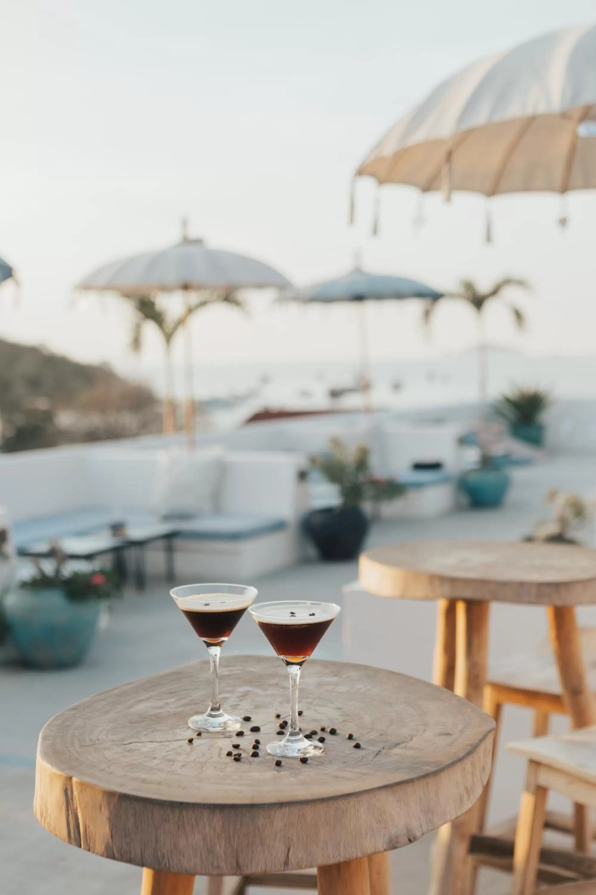 Alcoholic drinks in Seaesta Komodo Hotel & Hostel