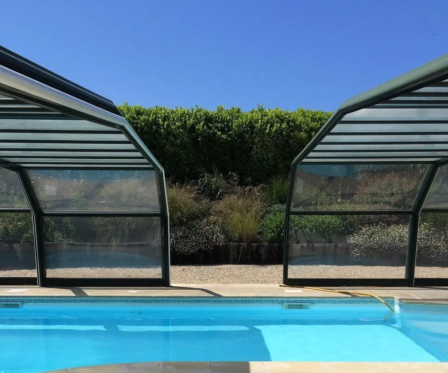 Swimming Pool in Hotel Nuit Et Jour - La Maison de Lucile