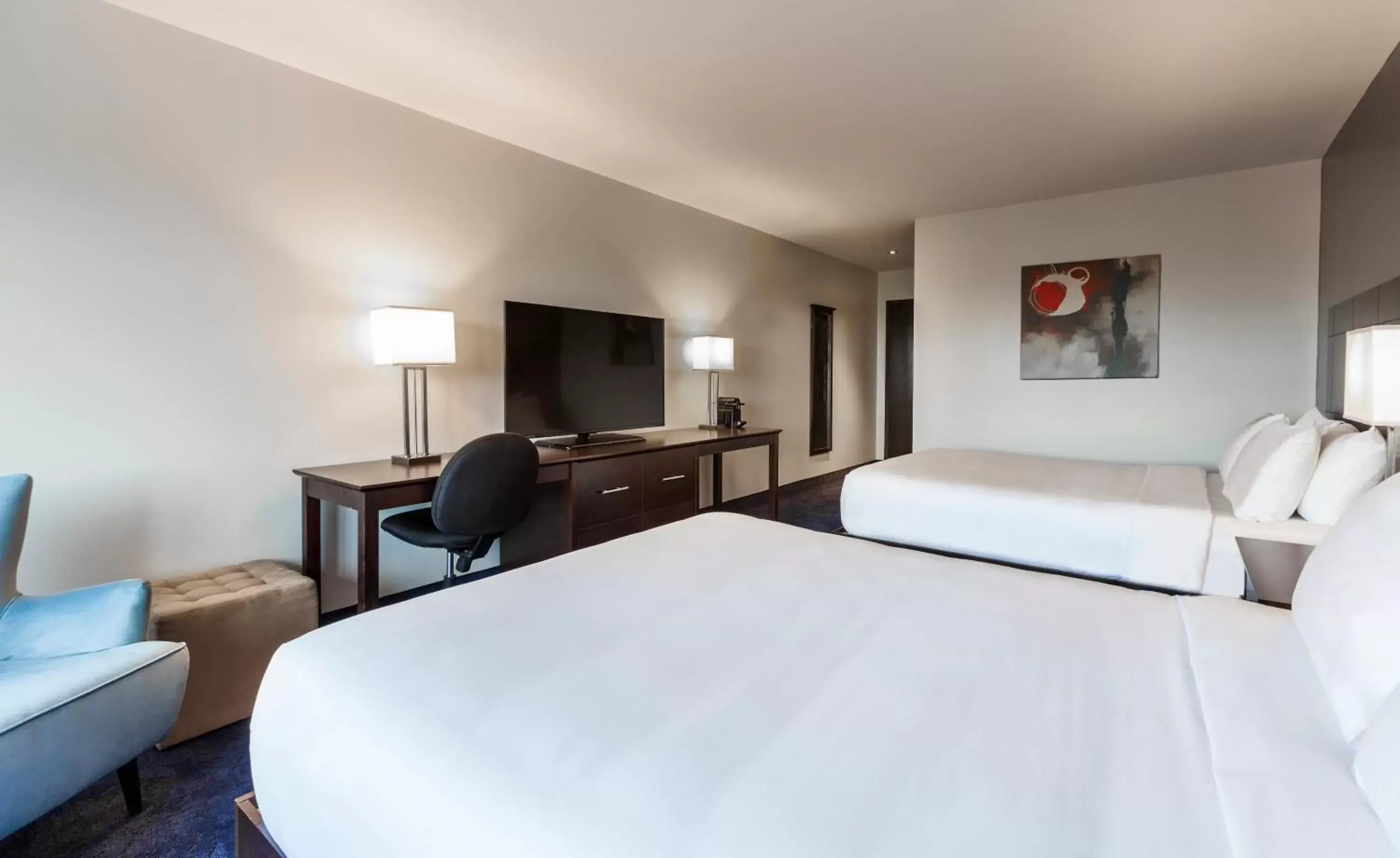 Bedroom in Imperia Hotel & Suites Saint-Eustache