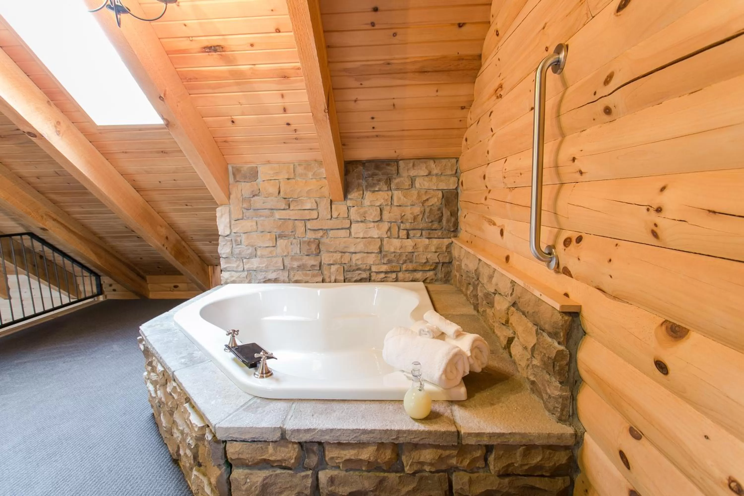 Bathroom in Coblentz Country Lodge by Amish Country Lodging