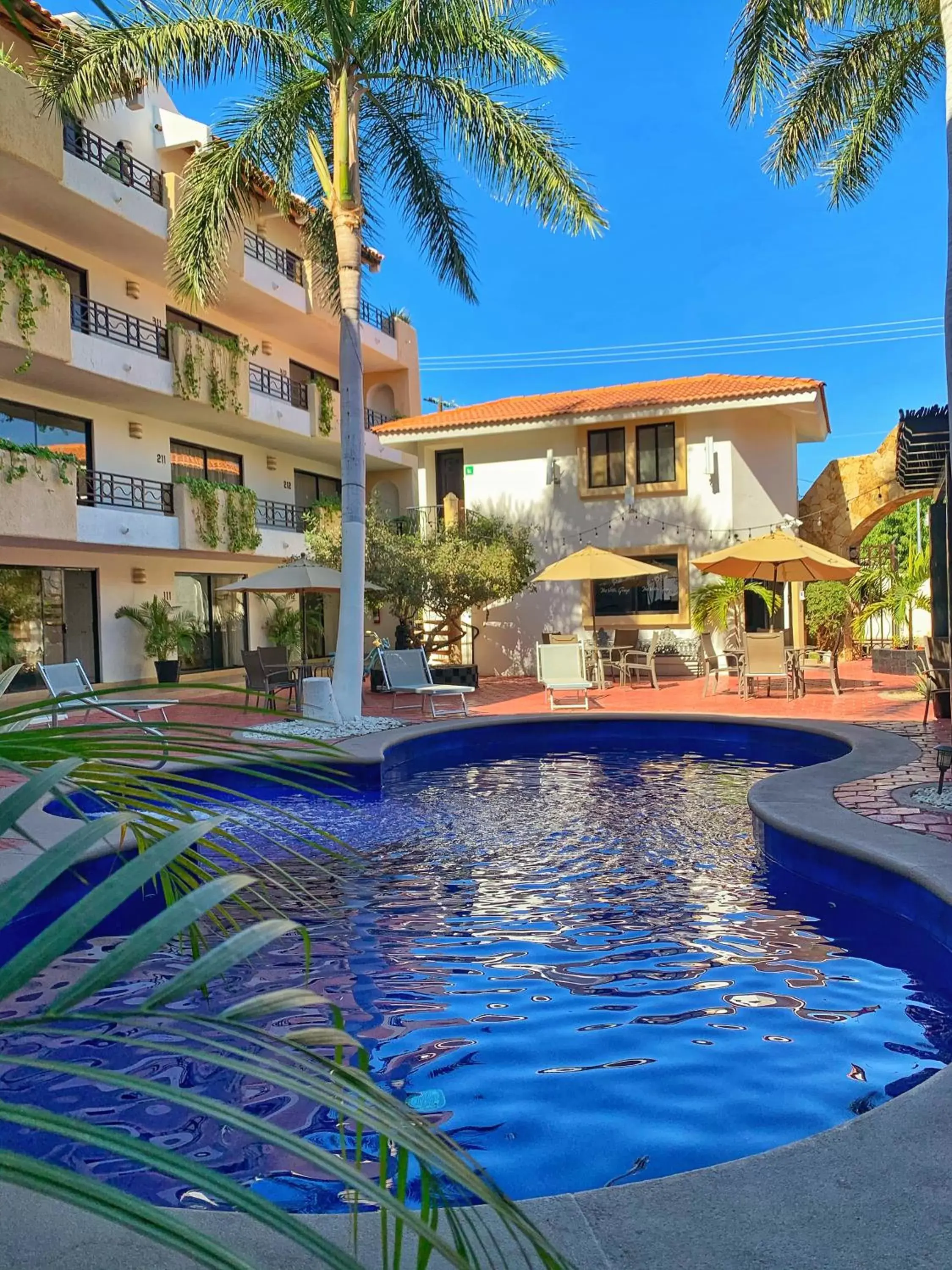 Swimming Pool in Hotel Santa Fe Los Cabos by Villa Group