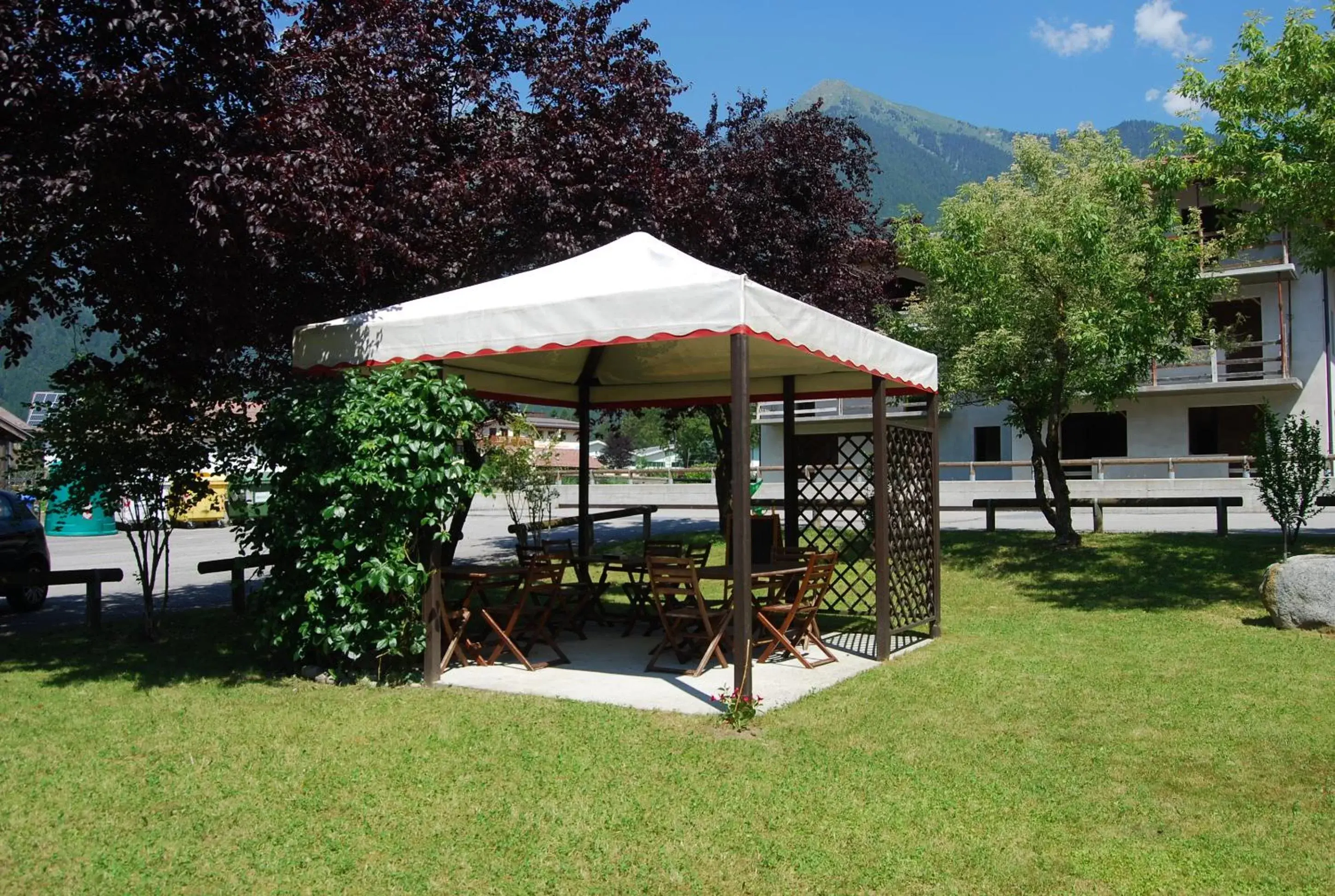 Property building, Patio/Outdoor Area in Hotel Quadrifoglio