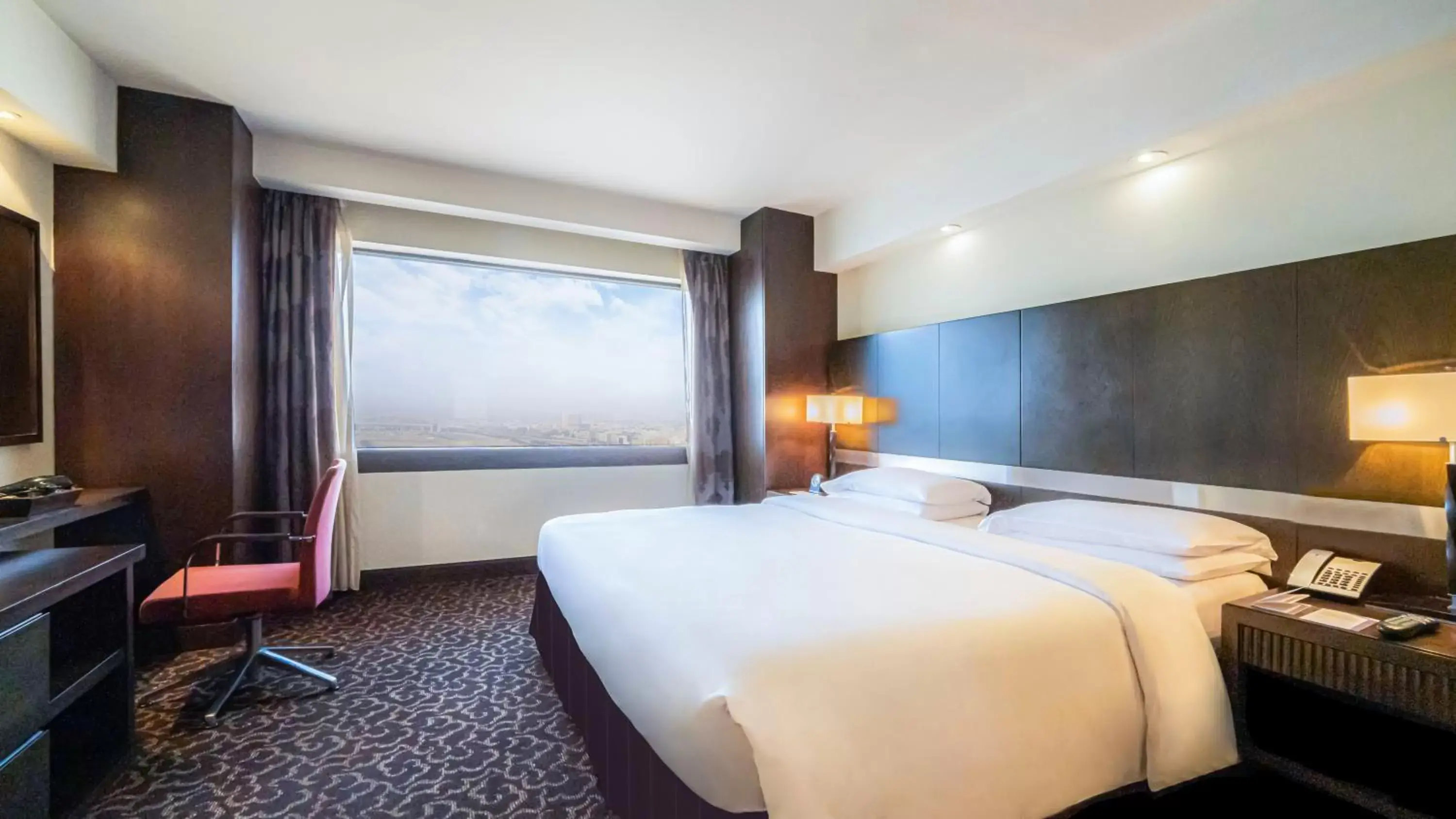 Bedroom, Bed in Hyatt Regency Dubai - Corniche