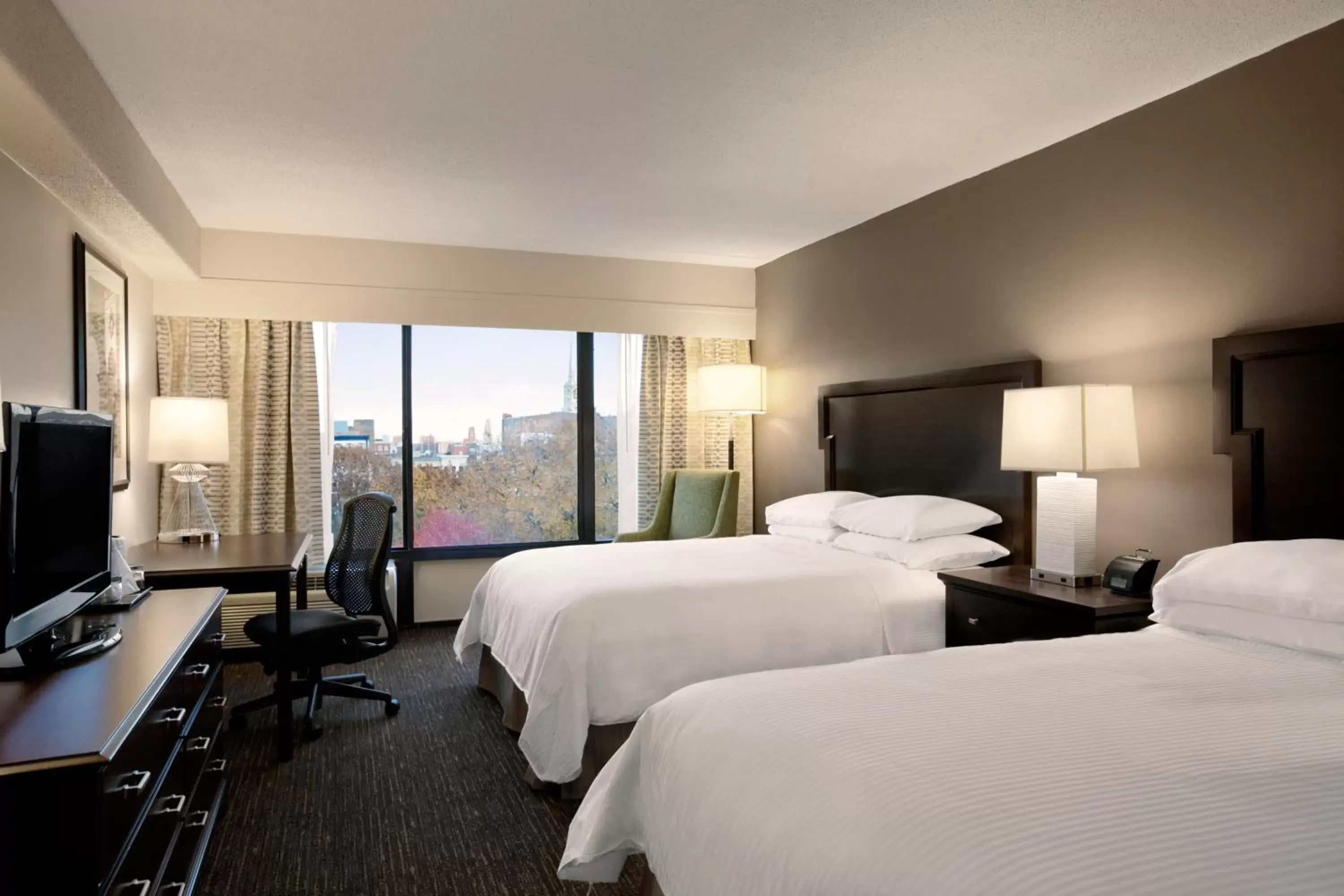 Deluxe Queen Room with Two Queen Beds - Non-Smoking in Wyndham Philadelphia-Historic District Deluxe Queen Room with Two Queen Beds - Non-Smoking in Wyndham Philadelphia-Historic District