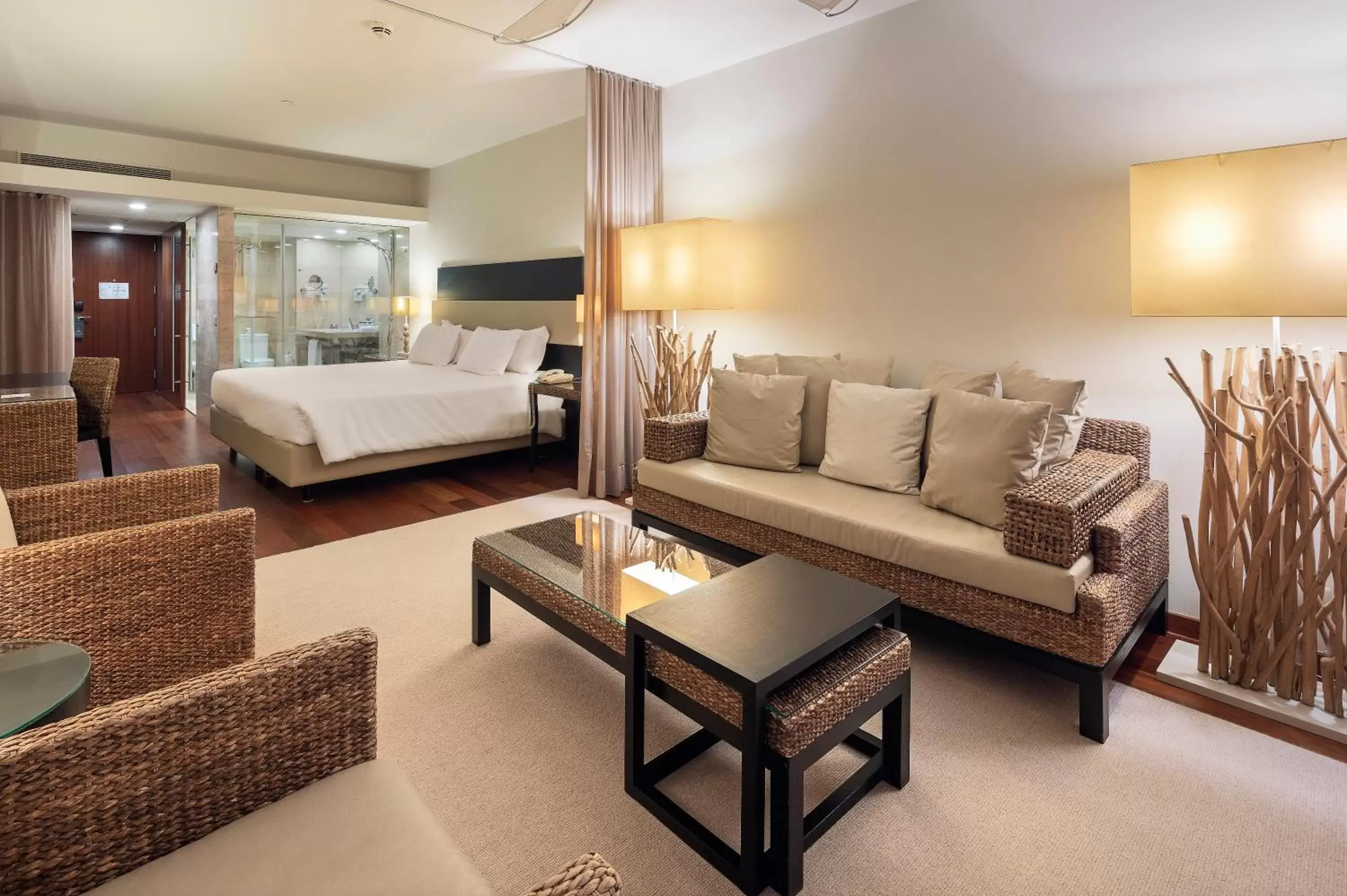 Bedroom, Seating Area in Crowne Plaza Vilamoura - Algarve, an IHG Hotel