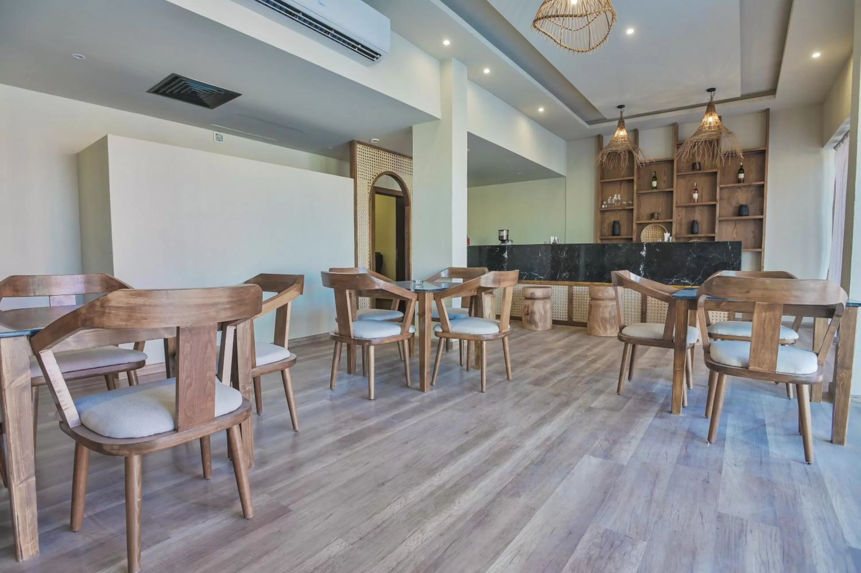 Lounge or bar in AJIRA Bay Hotel Hurghada Marina