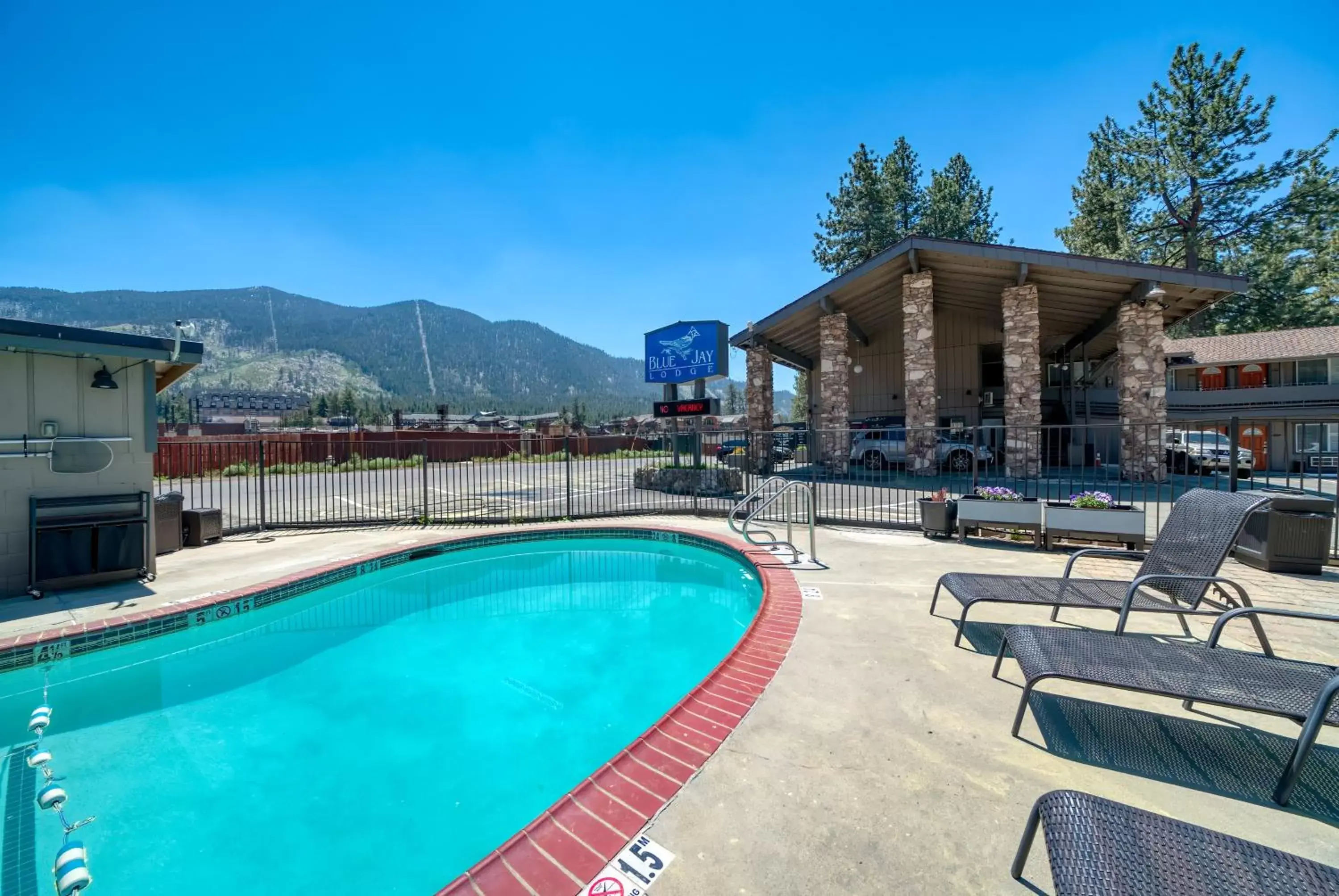 Swimming Pool in Blue Jay Lodge