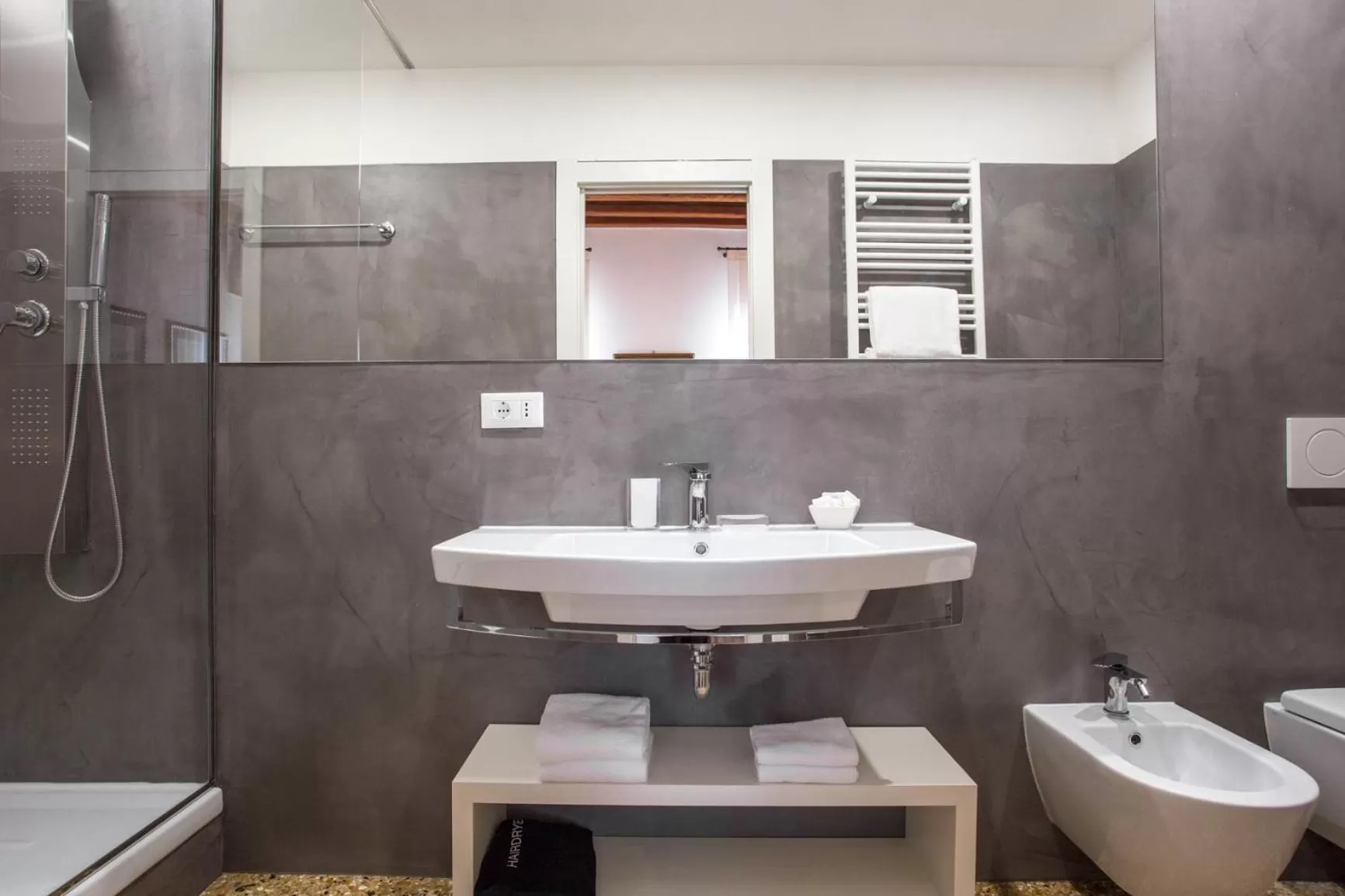 Bathroom in Ca' Santo Spirito B&B