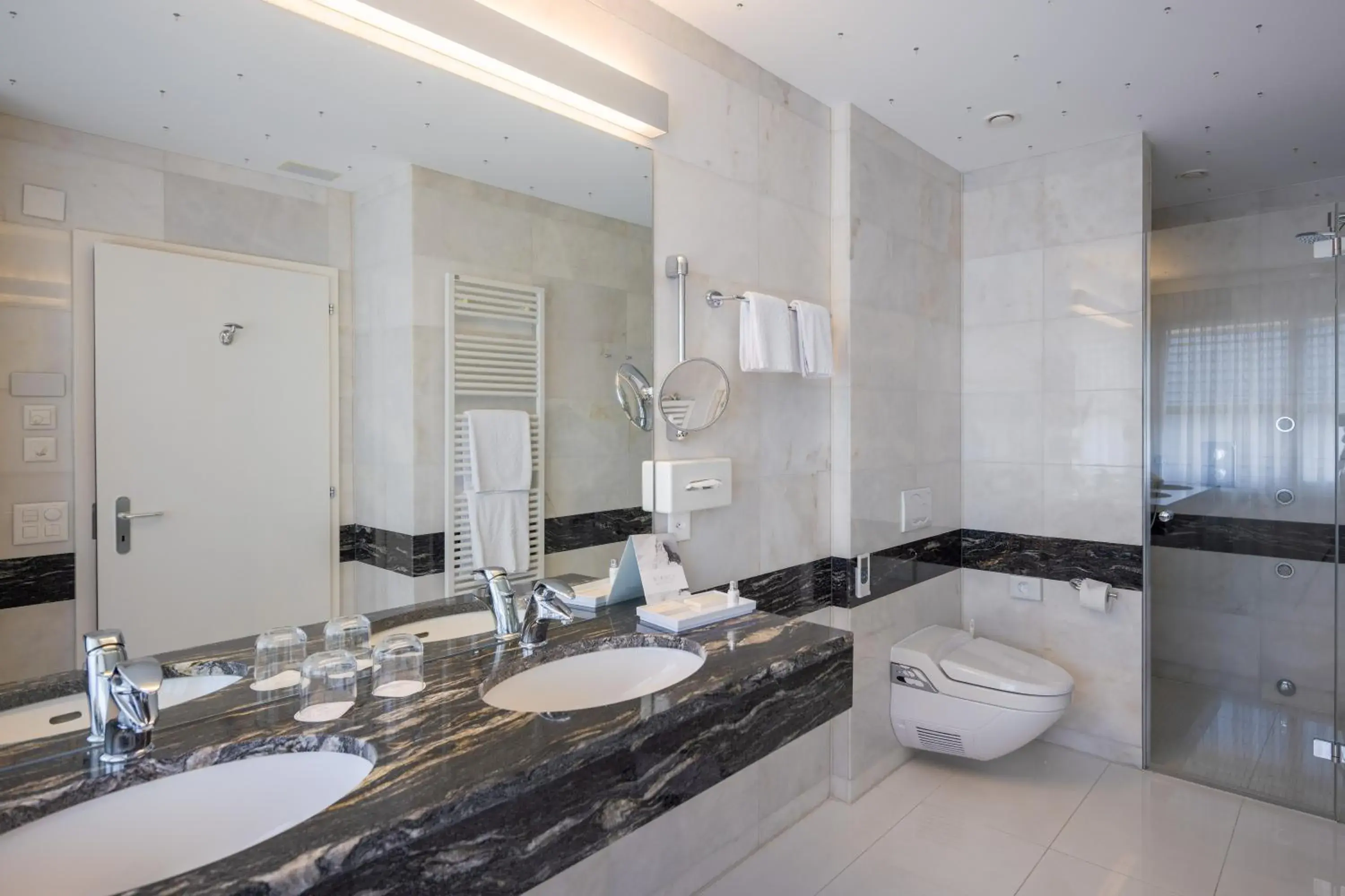 Bathroom in Villa Orselina - Small Luxury Hotel