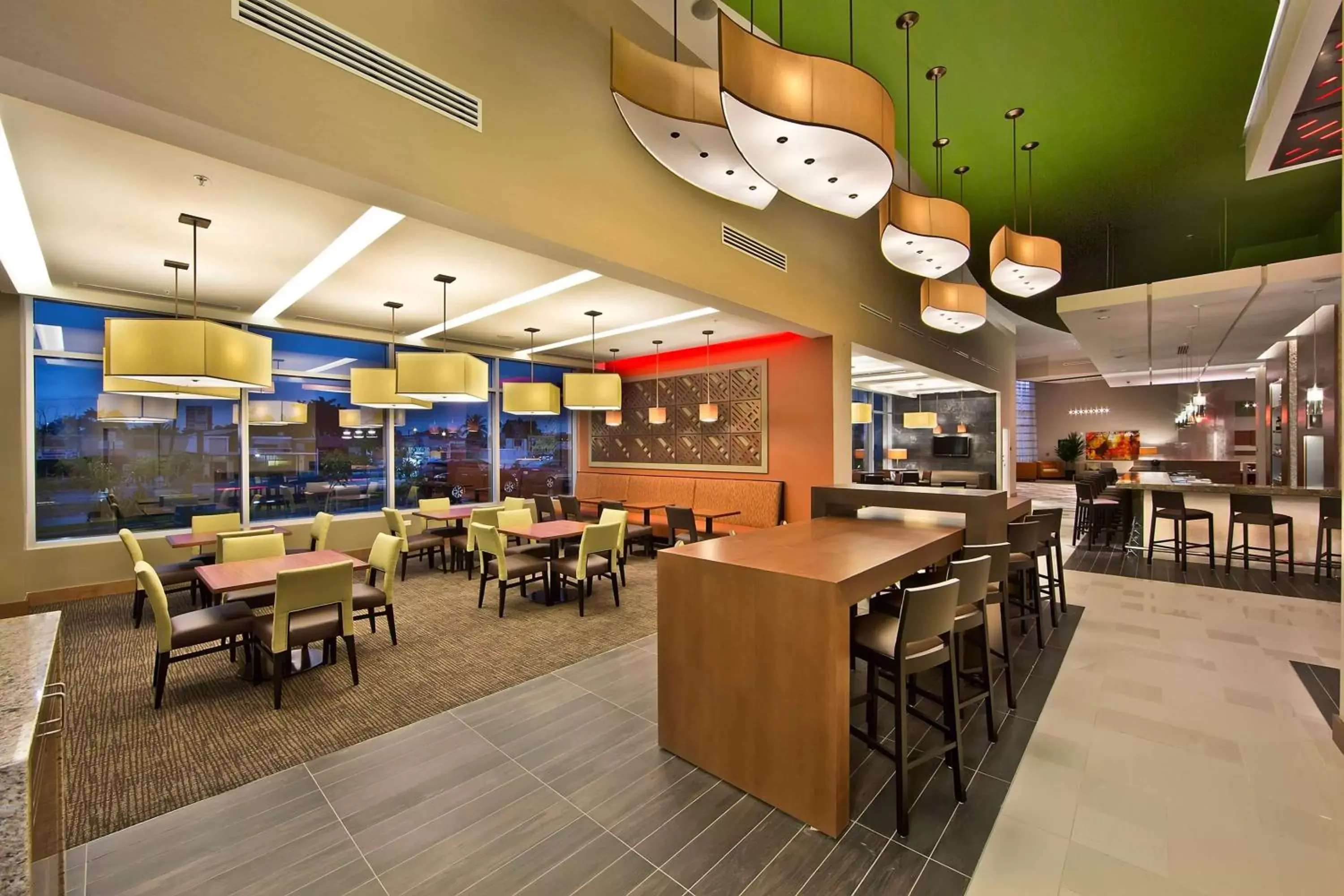 Lounge or bar, Restaurant/Places to Eat in Hyatt Place Bayamon