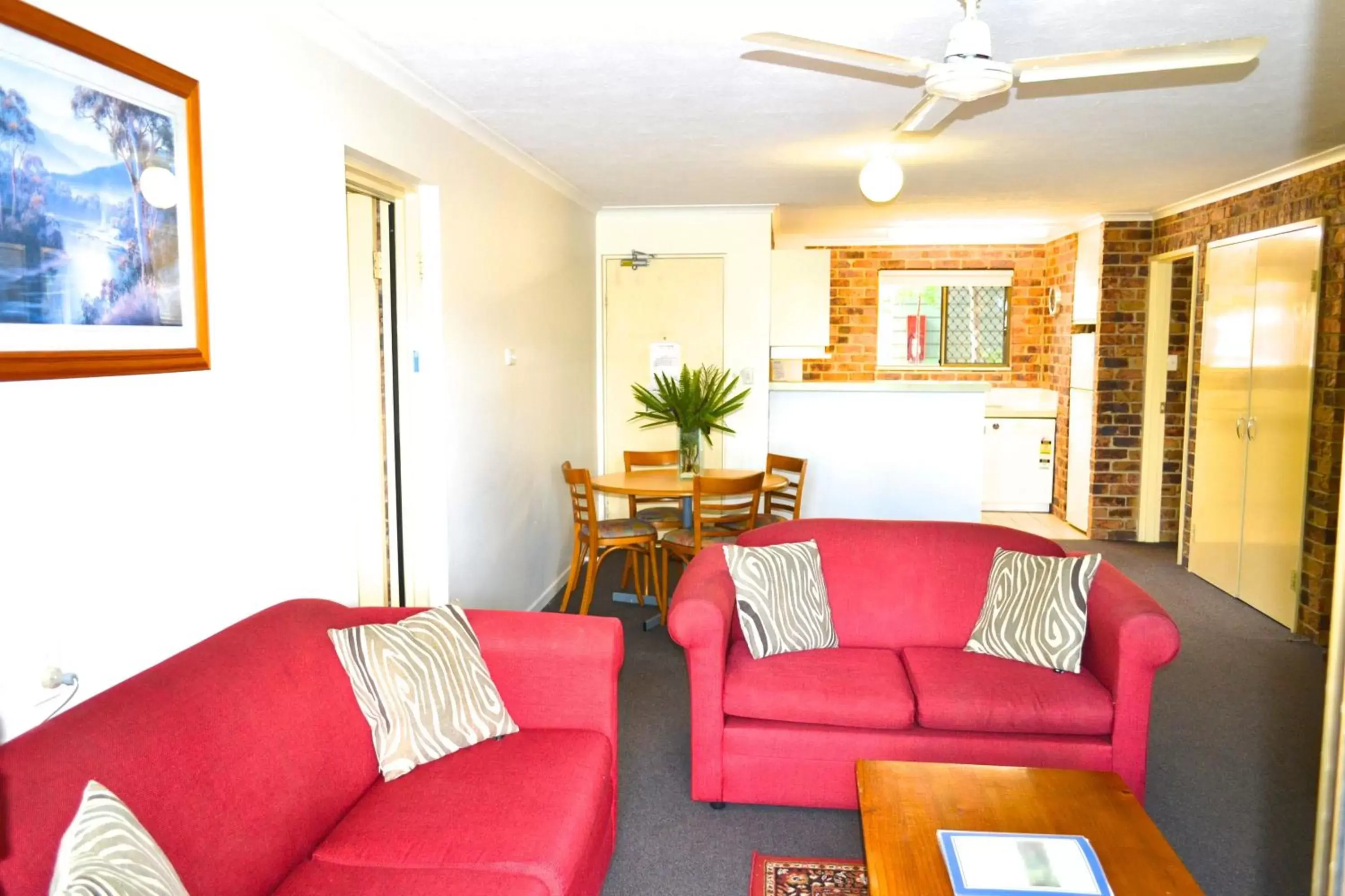 Living room, Seating Area in Toowong Villas