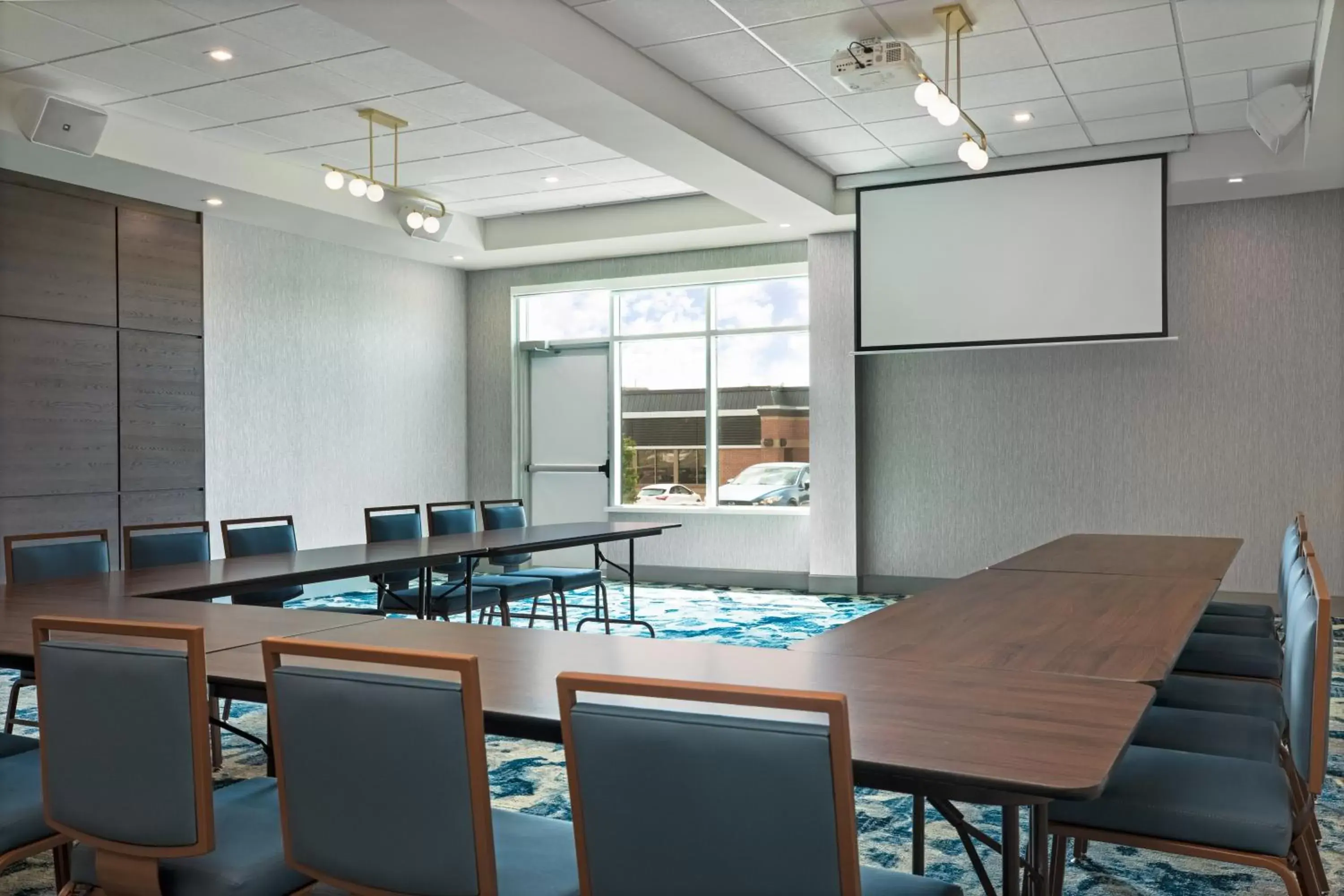 Business Area/Conference Room in Home2 Suites By Hilton Huntsville