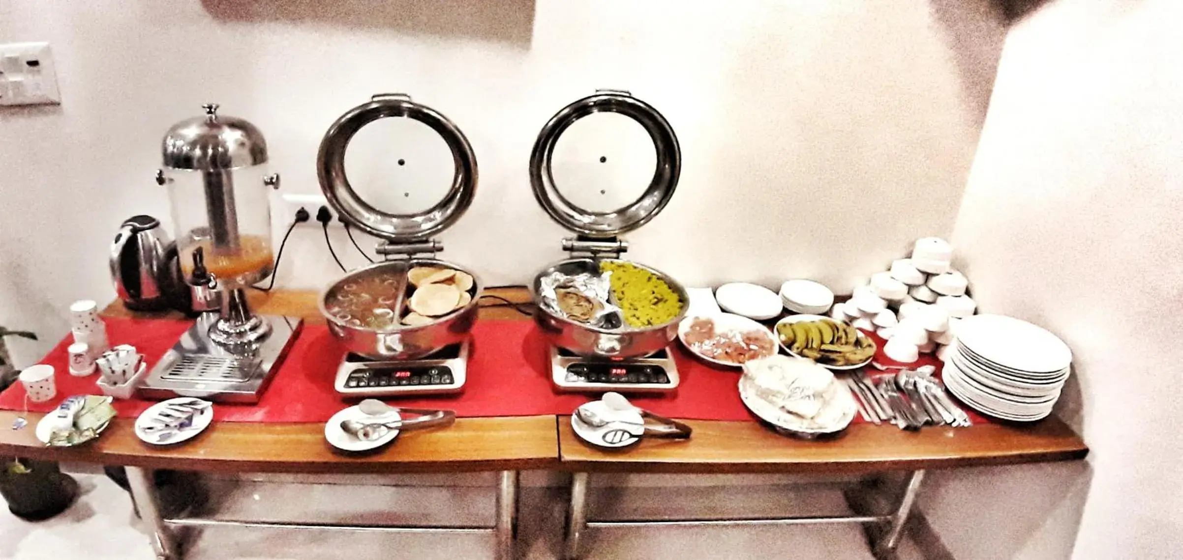 Food and drinks, Breakfast in Hotel Aerocity Purple Orchid