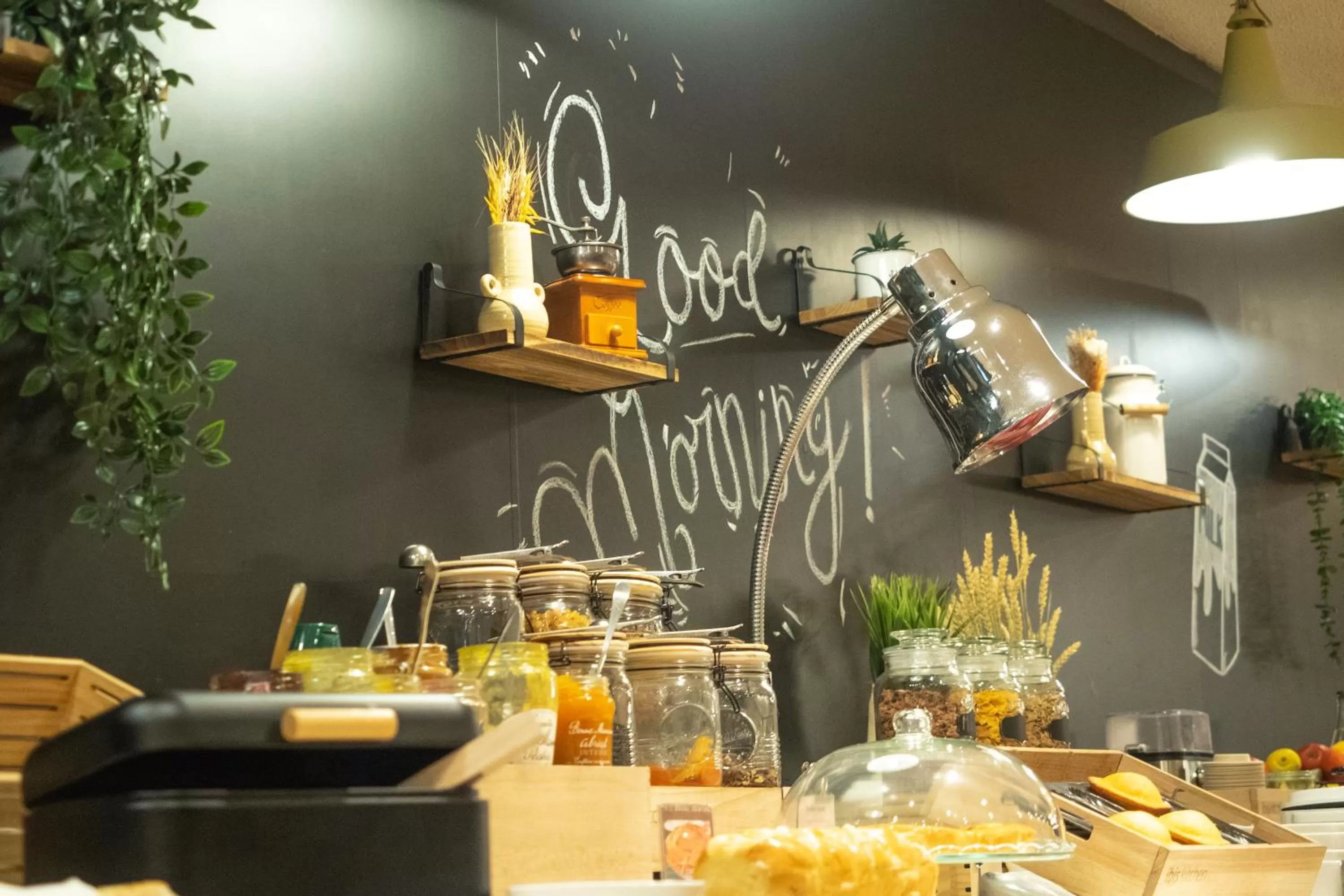 Breakfast in ibis Douai Centre