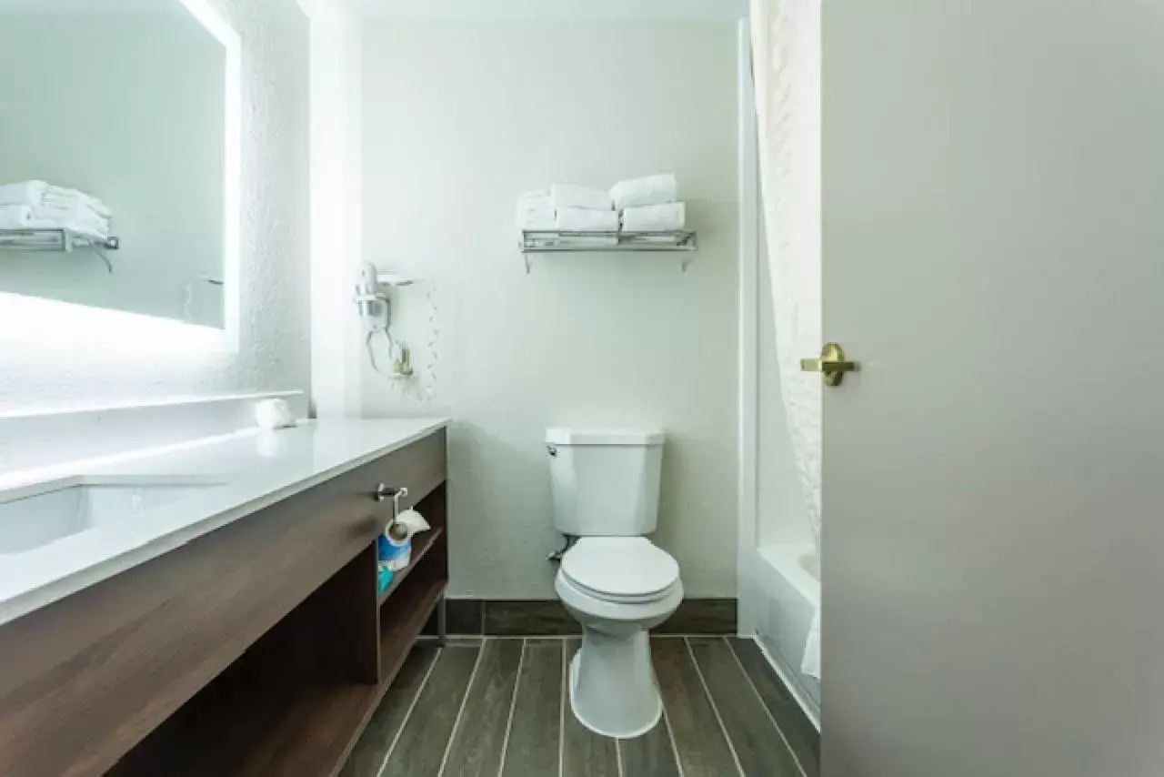Bathroom in Lancaster Inn & Suites