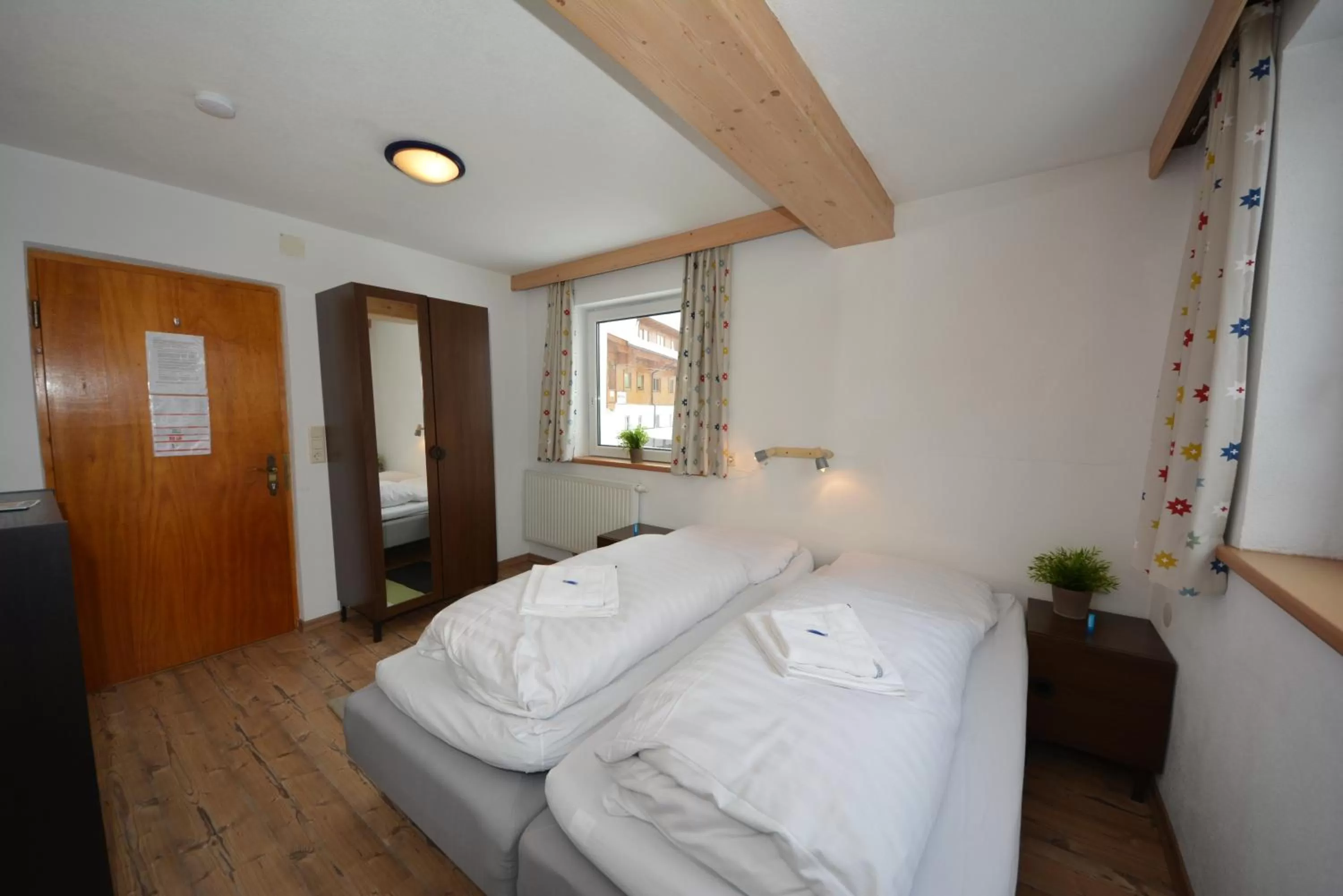 Bedroom, Bed in Haus Irmgard by Châtel Reizen