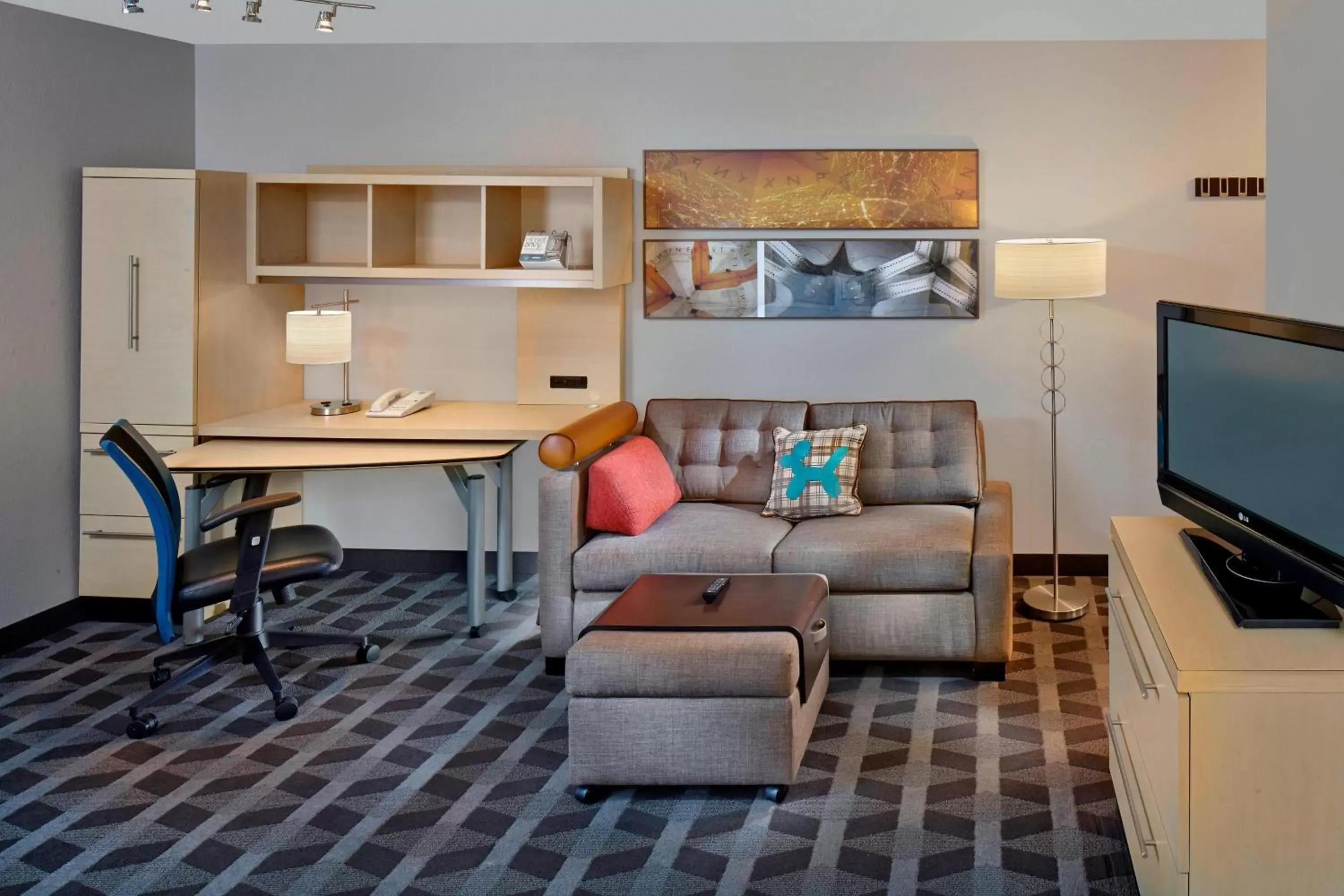 Living room in TownePlace Suites by Marriott Albany Downtown/Medical Center