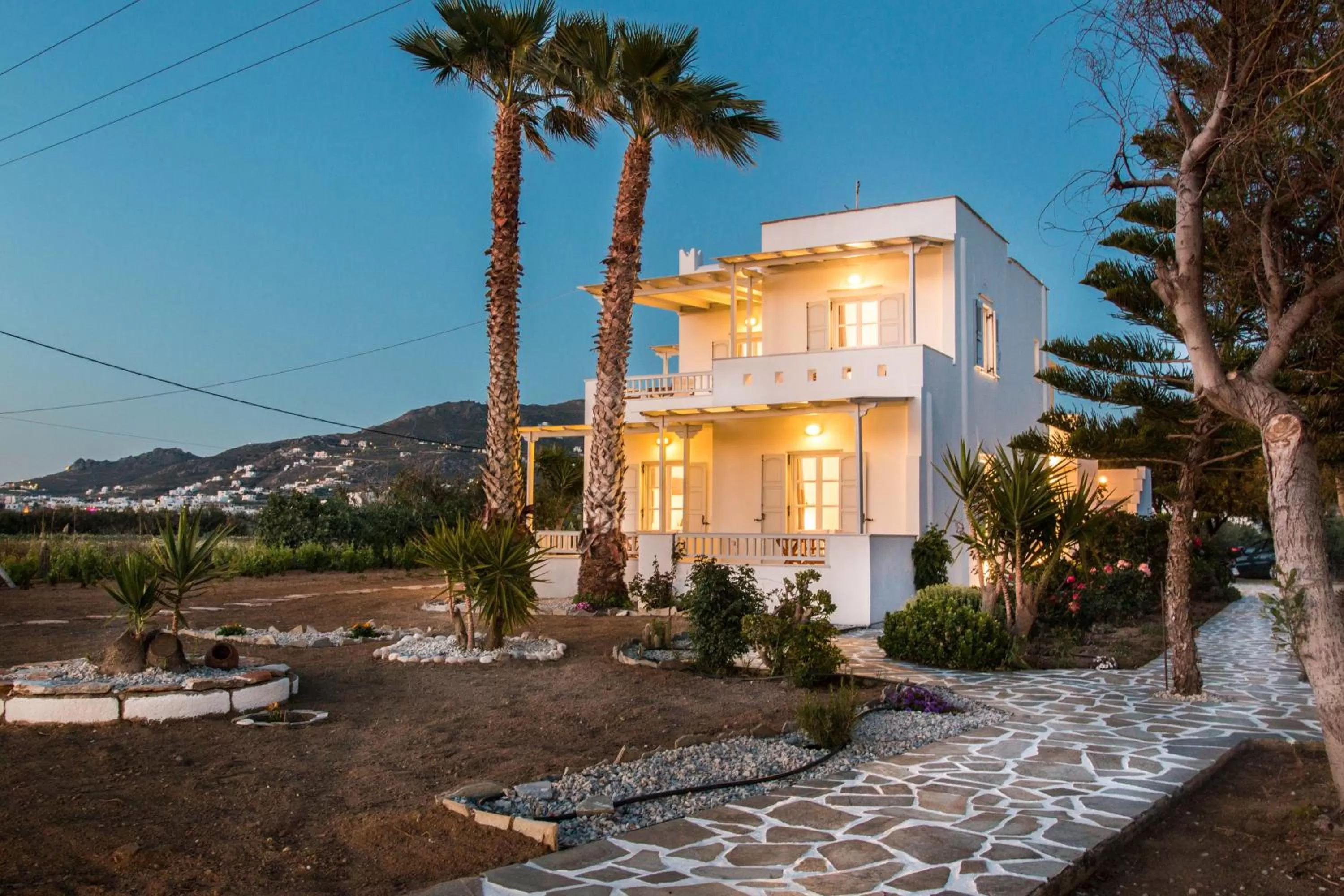 Facade/entrance in Ktima Bianco